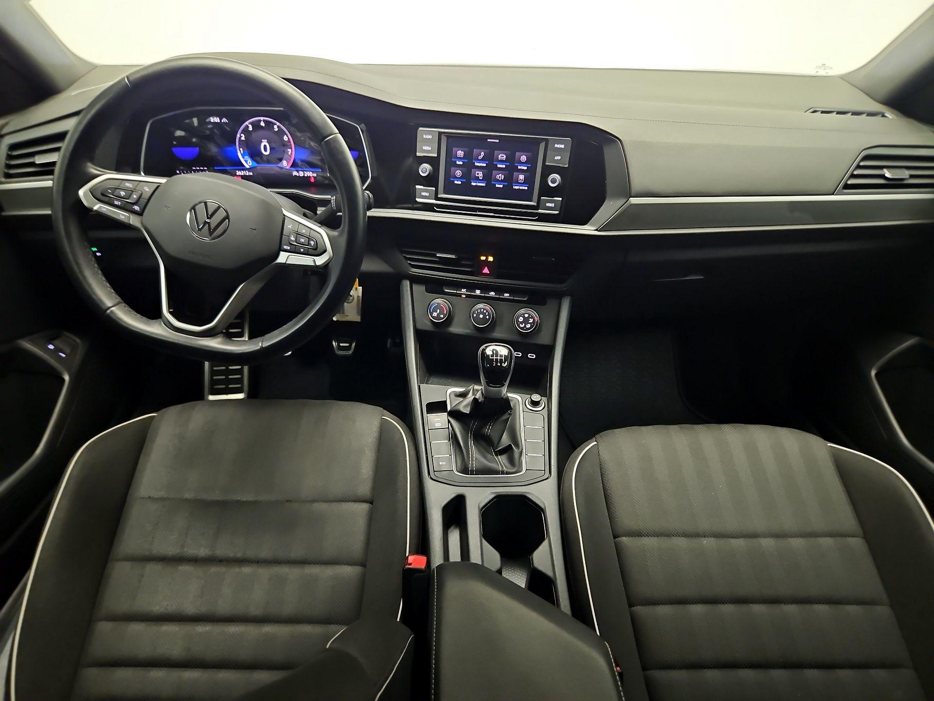 Thumbnail: 2023 Volkswagen Jetta - 9