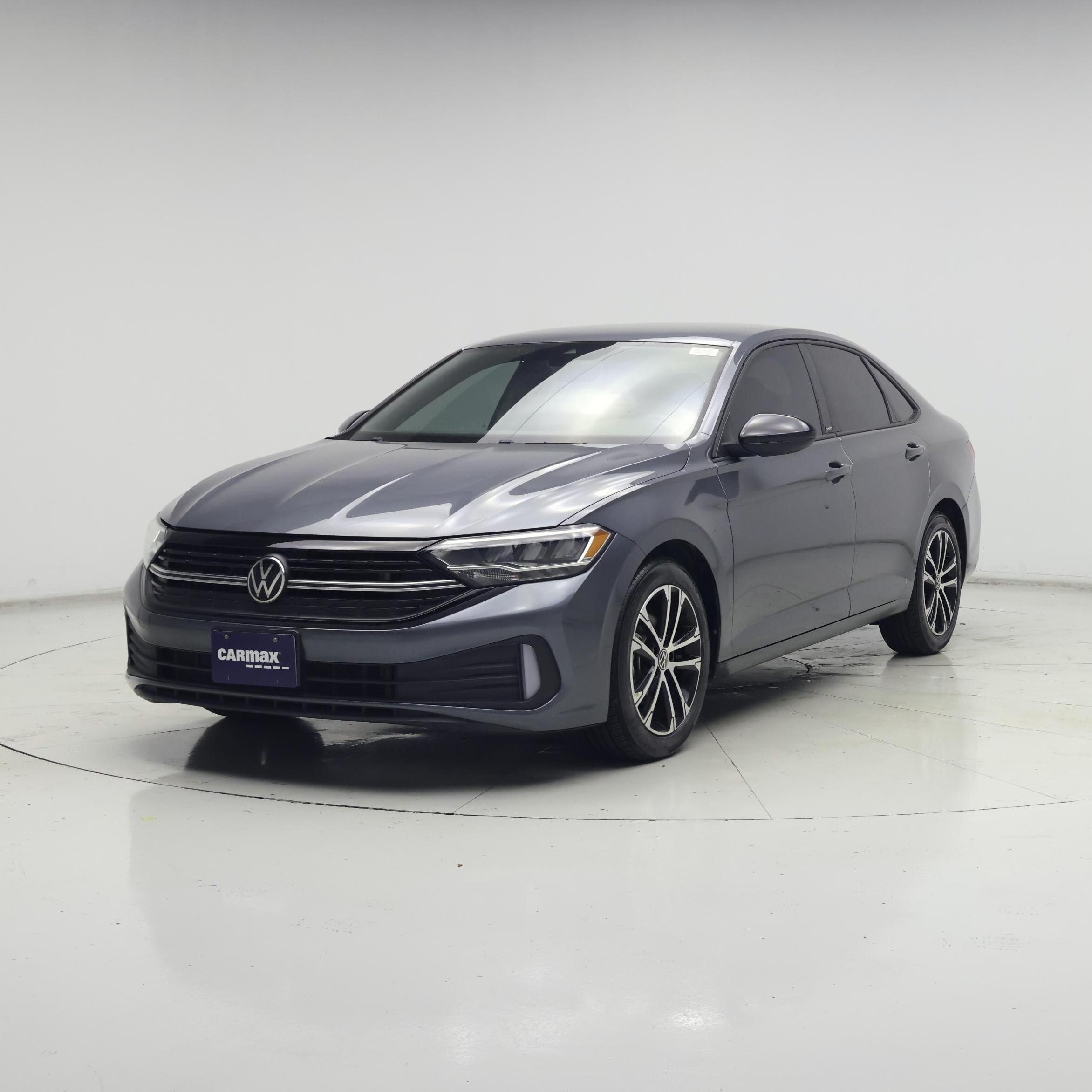 Thumbnail: 2023 Volkswagen Jetta - 4