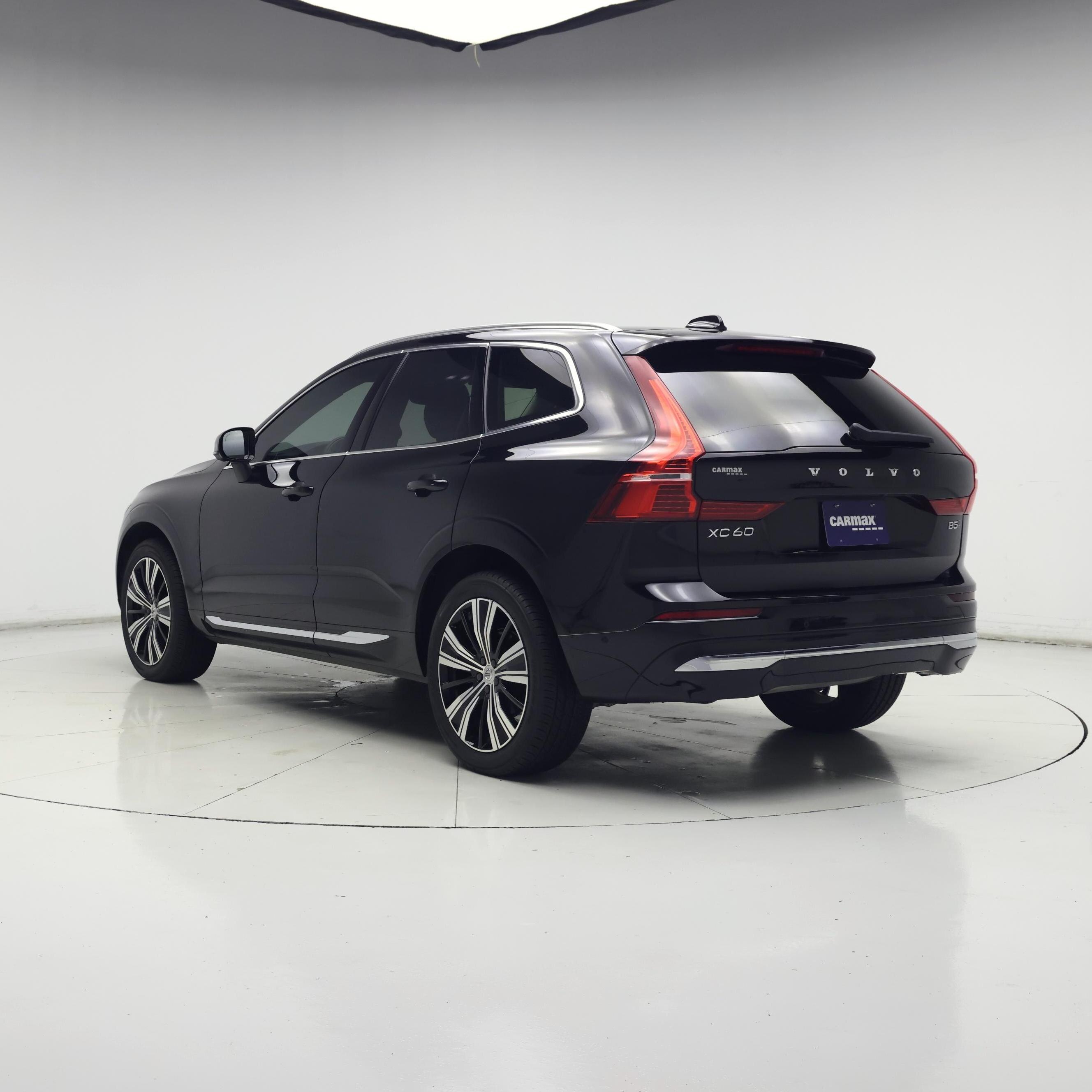 Thumbnail: 2023 Volvo XC60 - 2