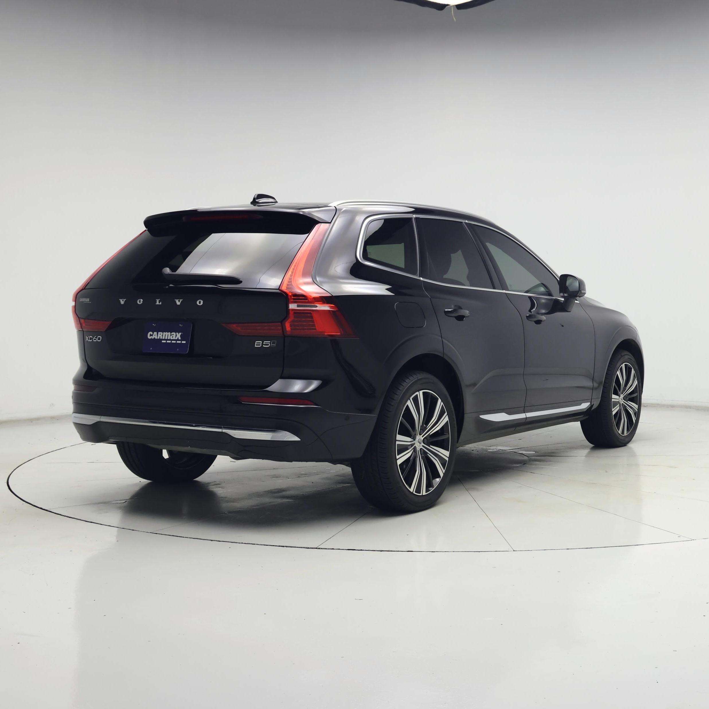 Thumbnail: 2023 Volvo XC60 - 8