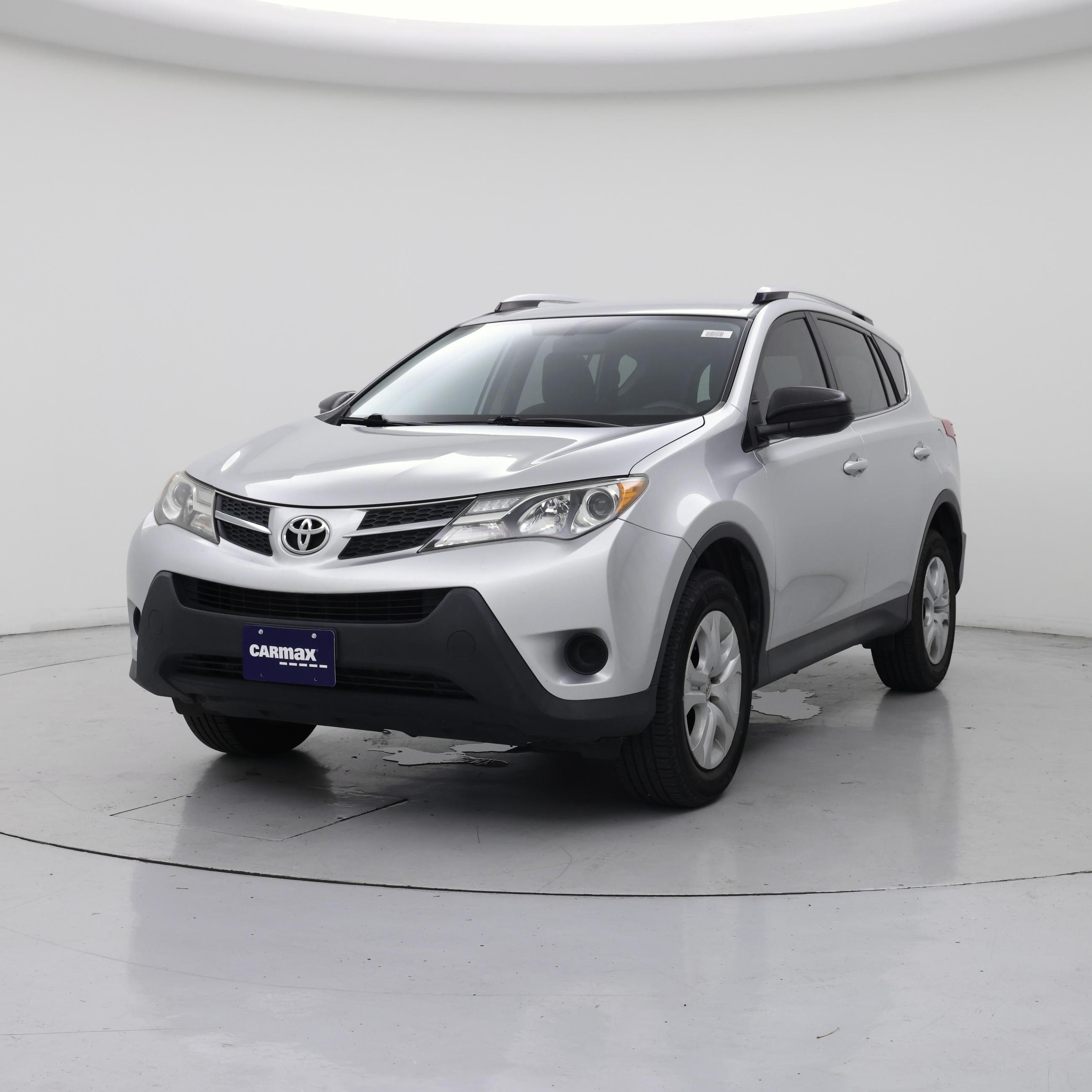 Thumbnail: 2015 Toyota RAV4 - 4