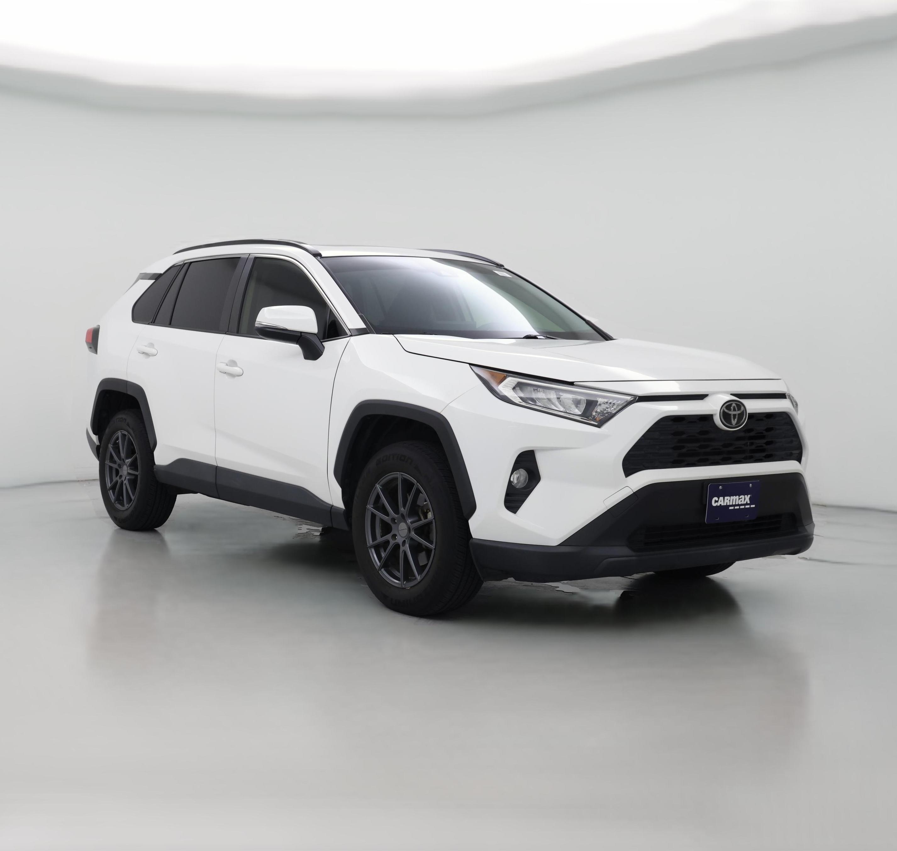 Thumbnail: 2019 Toyota RAV4 - 1