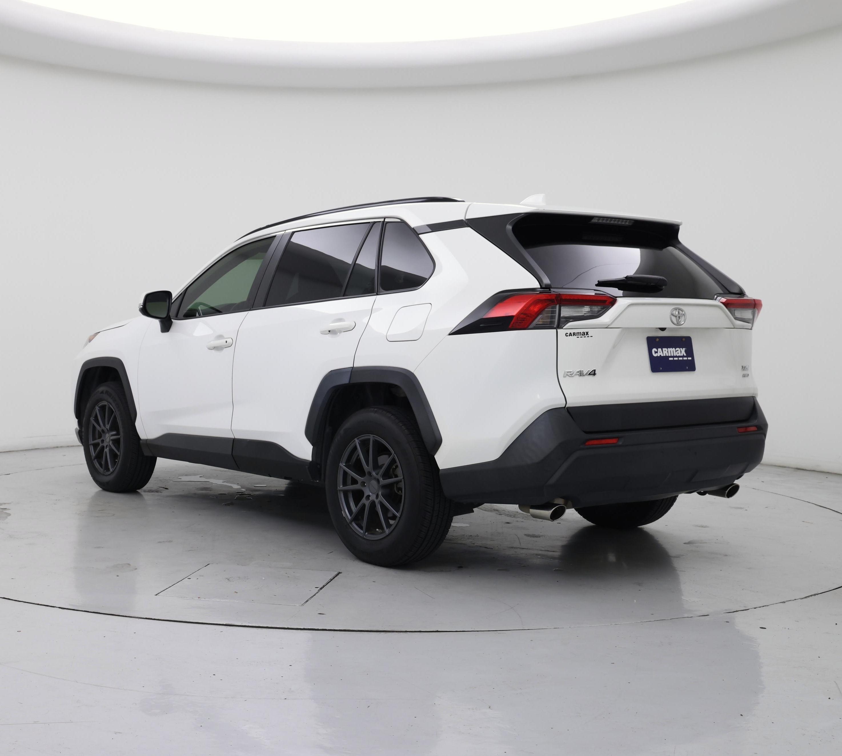 Thumbnail: 2019 Toyota RAV4 - 2