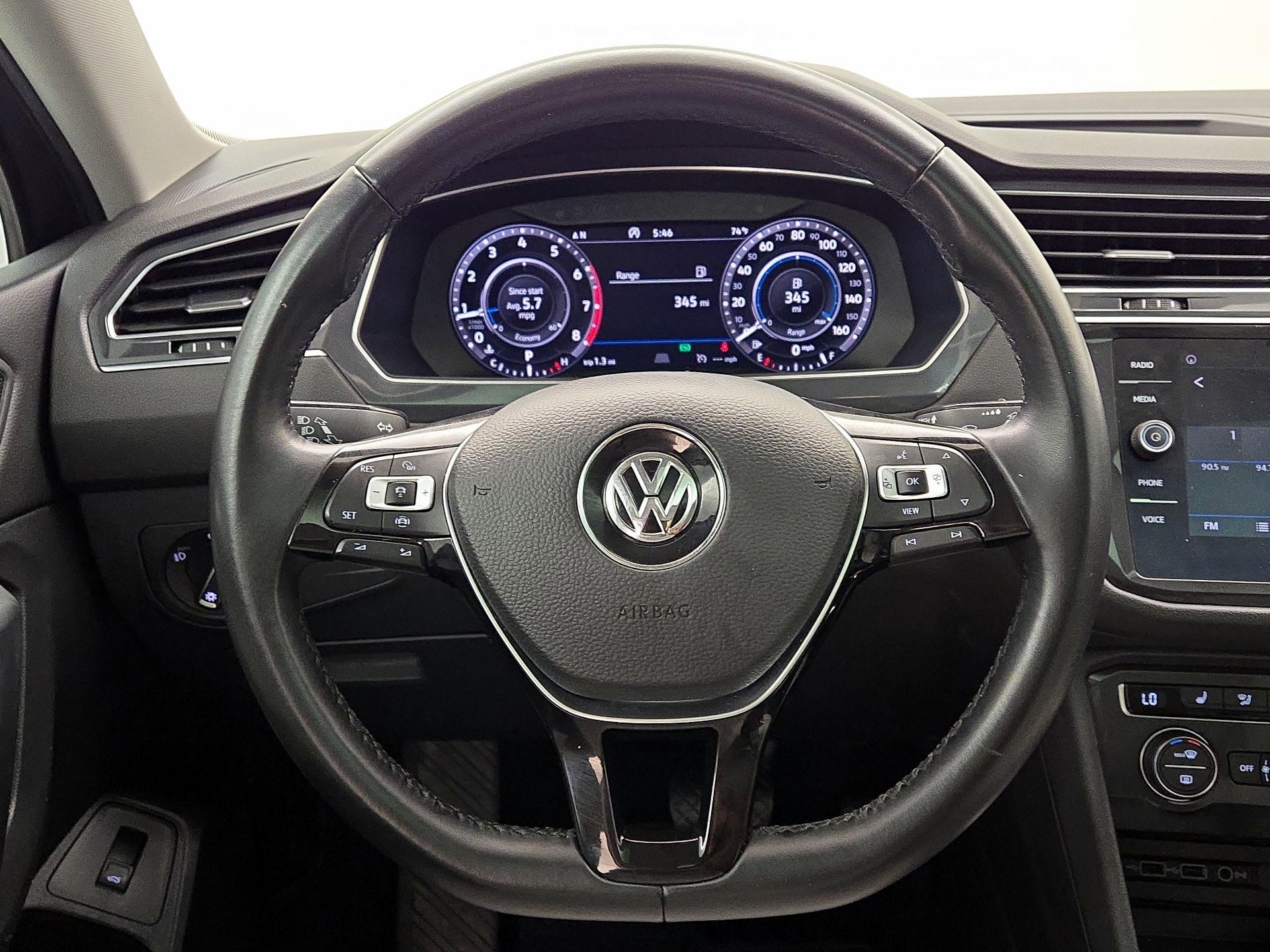 Thumbnail: 2019 Volkswagen Tiguan - 10