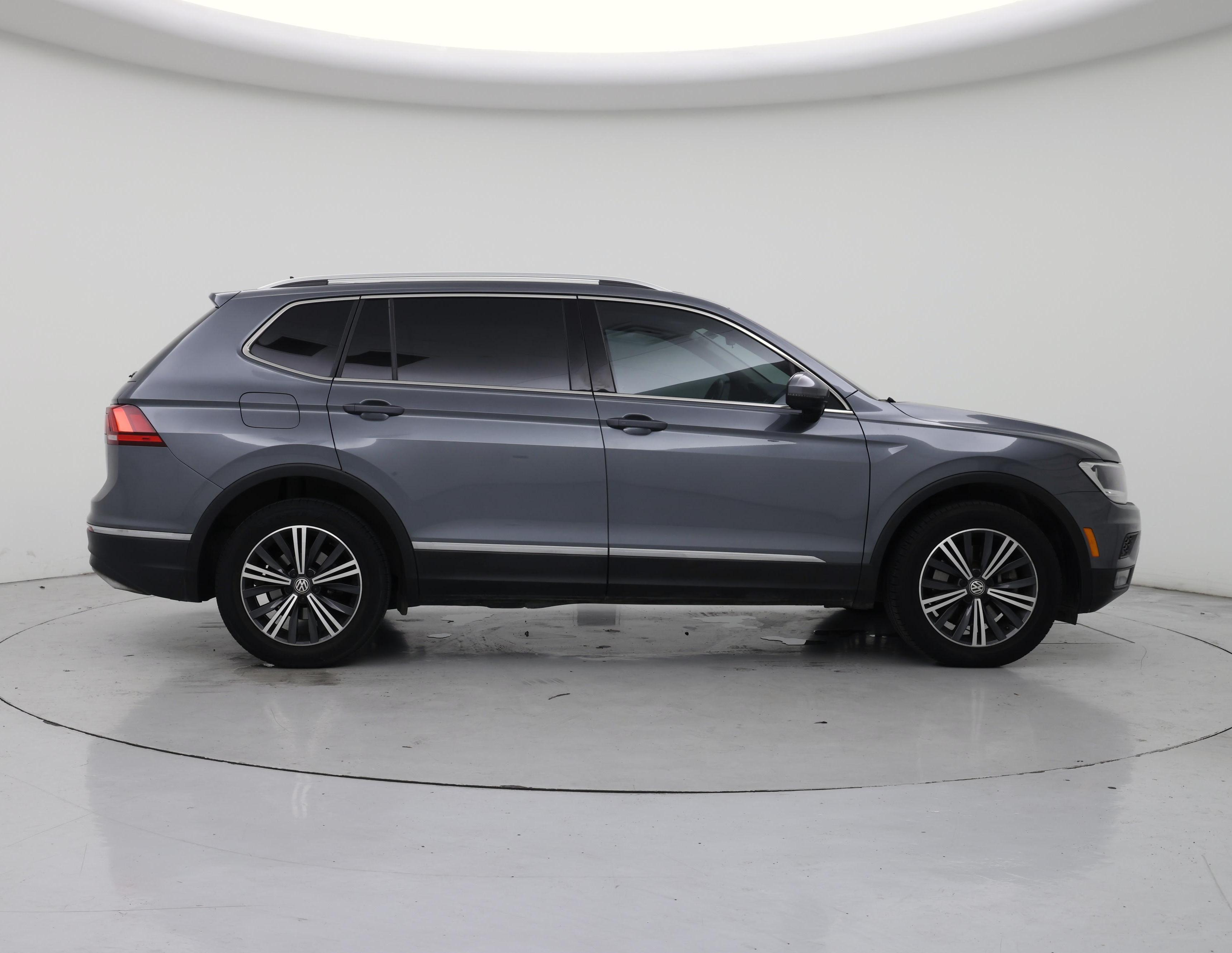 Thumbnail: 2019 Volkswagen Tiguan - 7