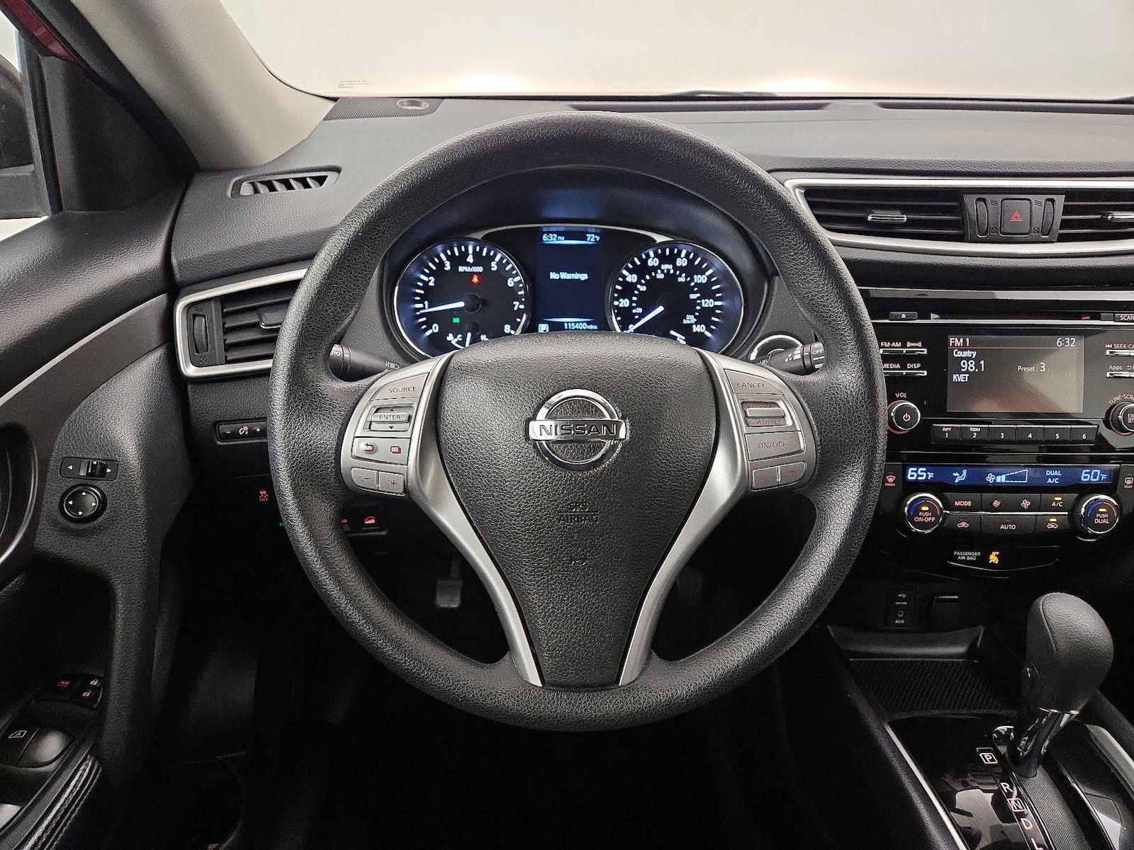 2015 Nissan Rogue SV - Photo 11