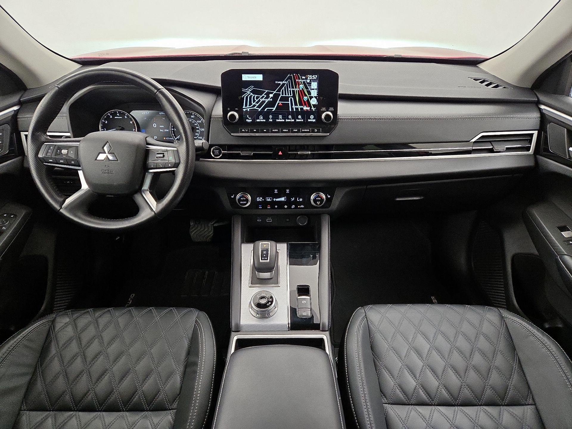 Thumbnail: 2022 Mitsubishi Outlander - 9