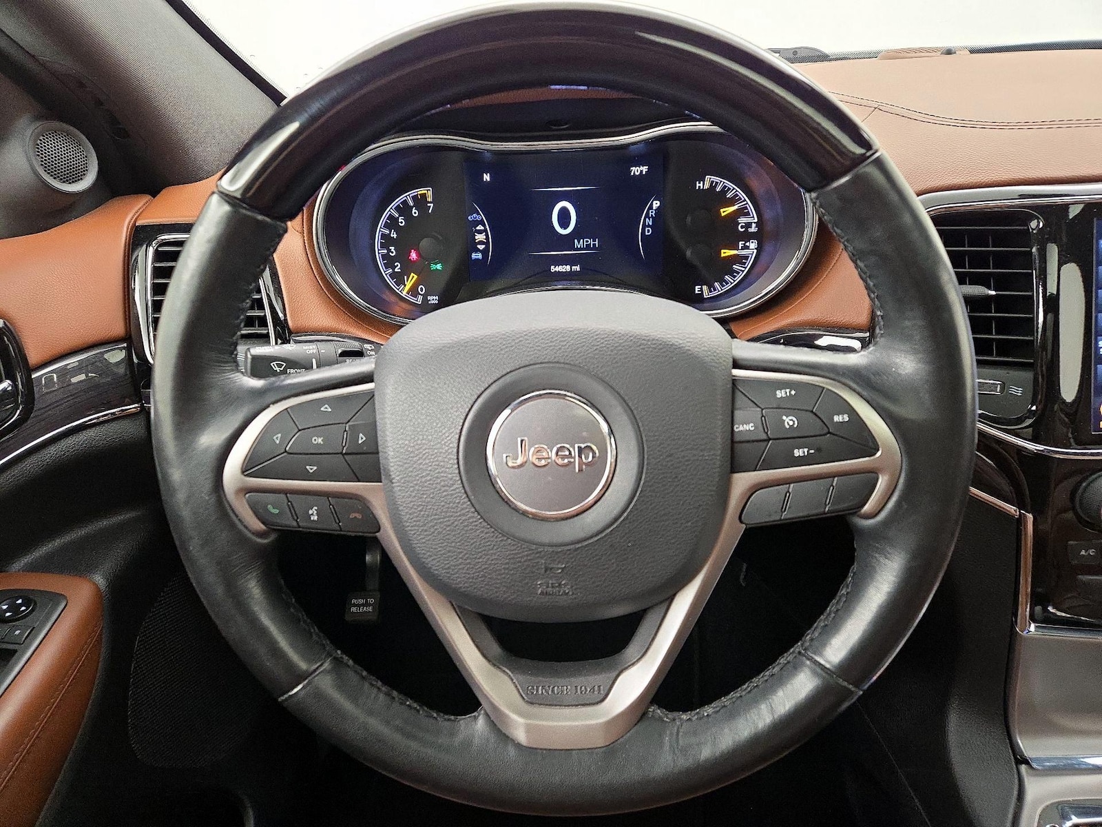 2021 Jeep Grand Cherokee Overland - Photo 11