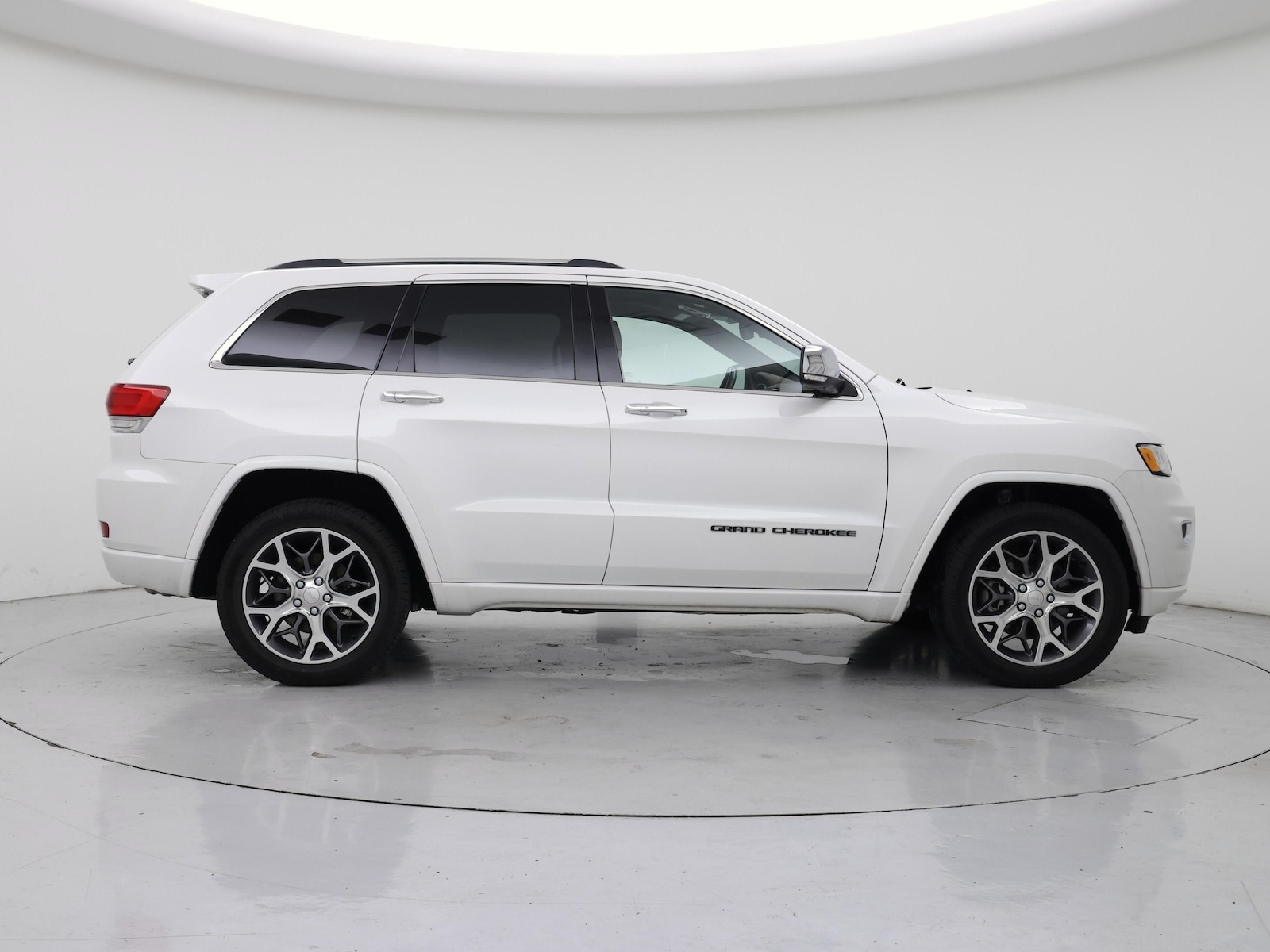 2021 Jeep Grand Cherokee Overland - Photo 8