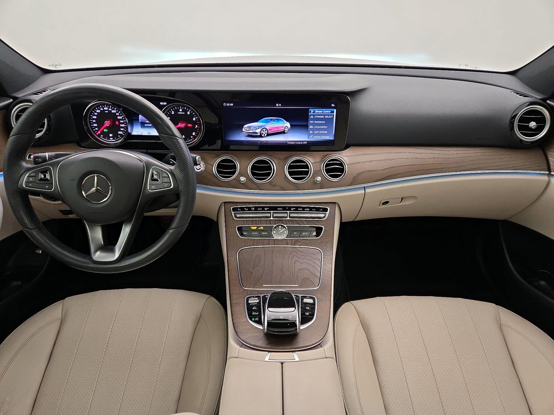 Thumbnail: 2018 Mercedes-Benz E-Class - 9