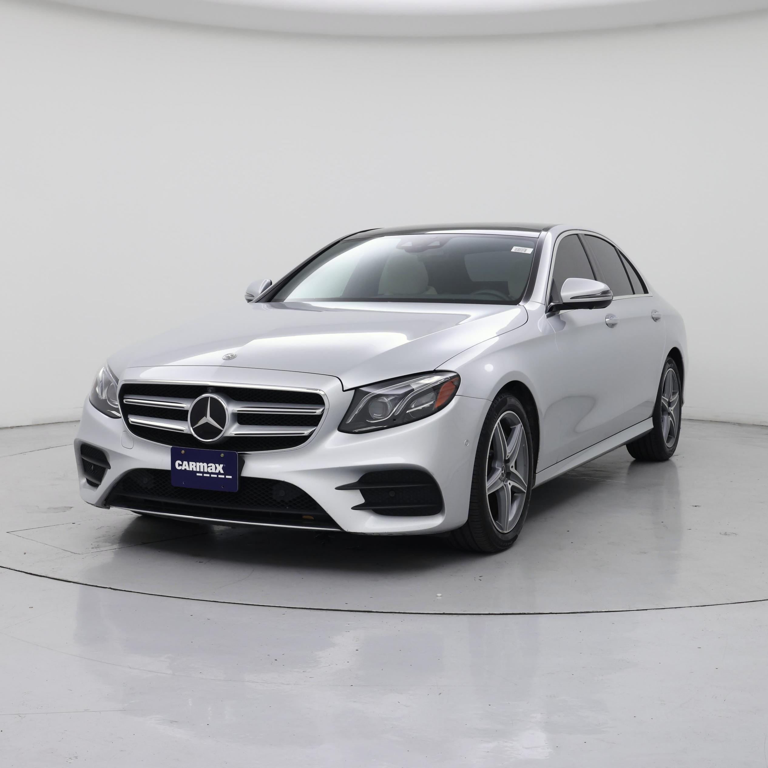 Thumbnail: 2018 Mercedes-Benz E-Class - 4