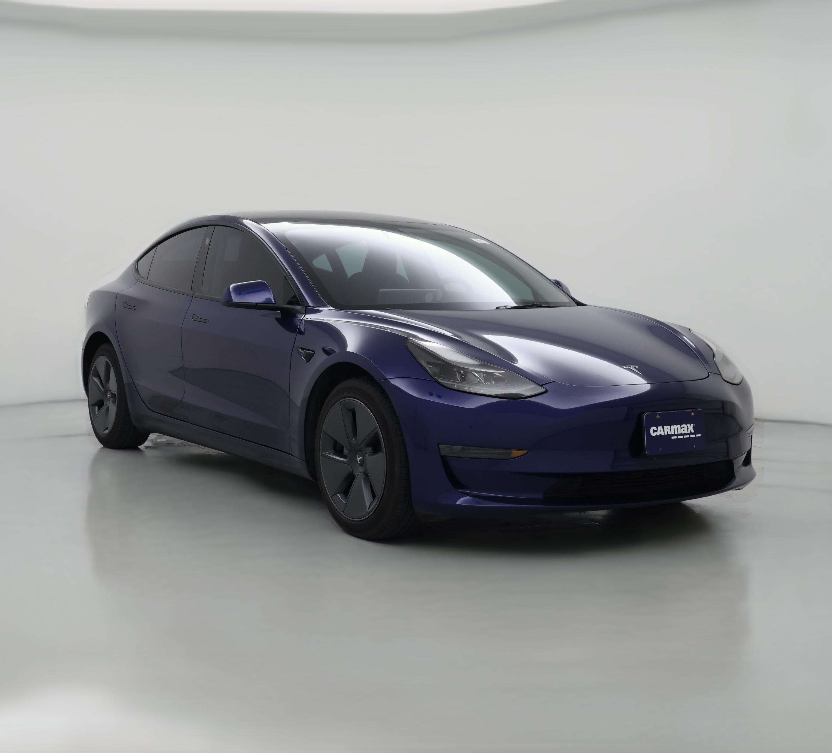 Thumbnail: 2023 Tesla Model 3 - 1