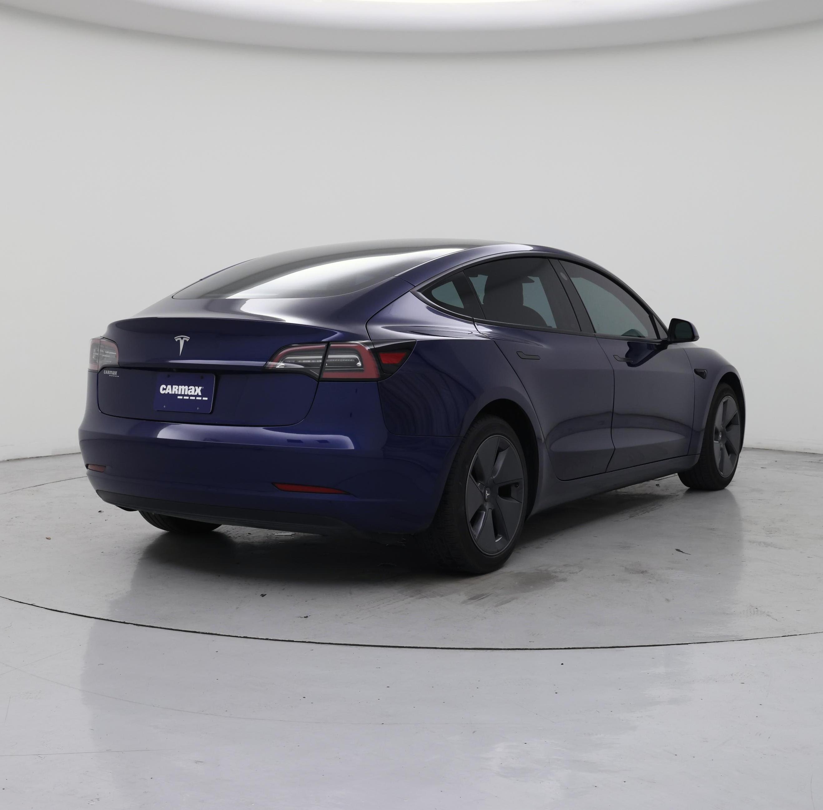 Thumbnail: 2023 Tesla Model 3 - 8