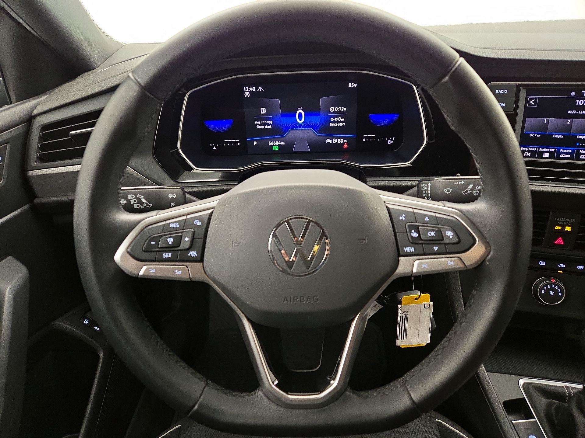 Thumbnail: 2022 Volkswagen Jetta - 10