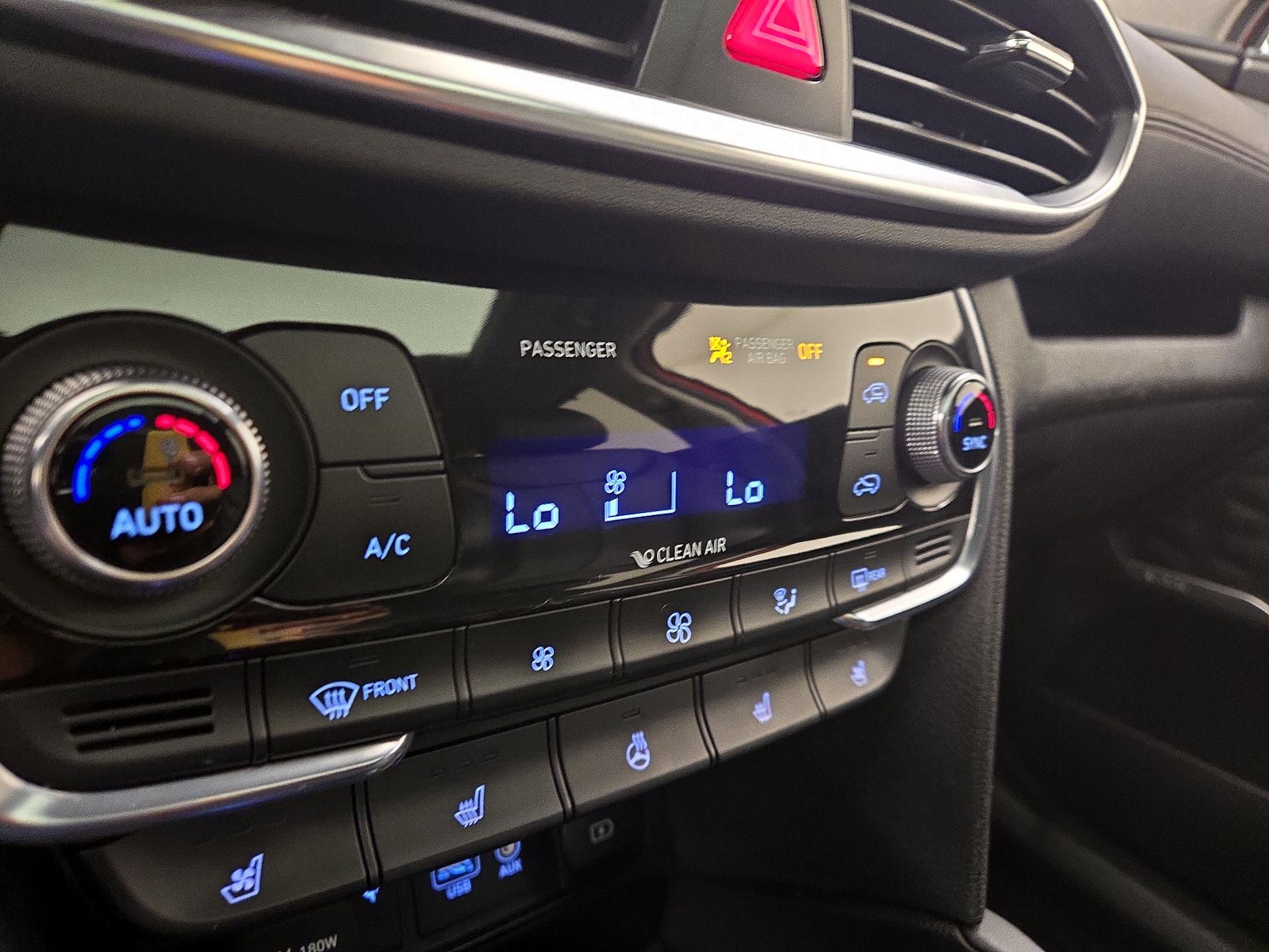 Thumbnail: 2020 Hyundai Santa Fe - 17
