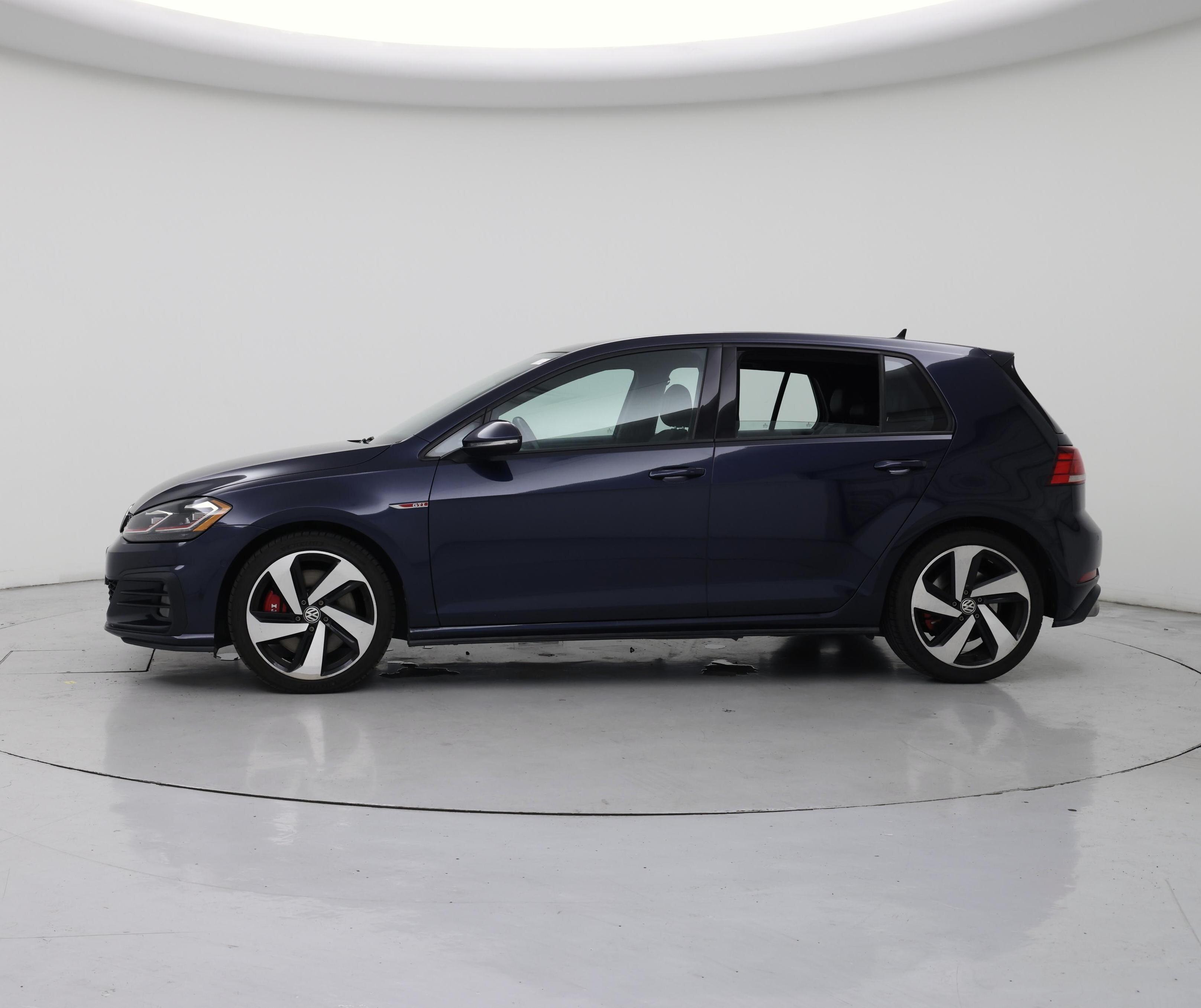 Thumbnail: 2018 Volkswagen Golf - 3