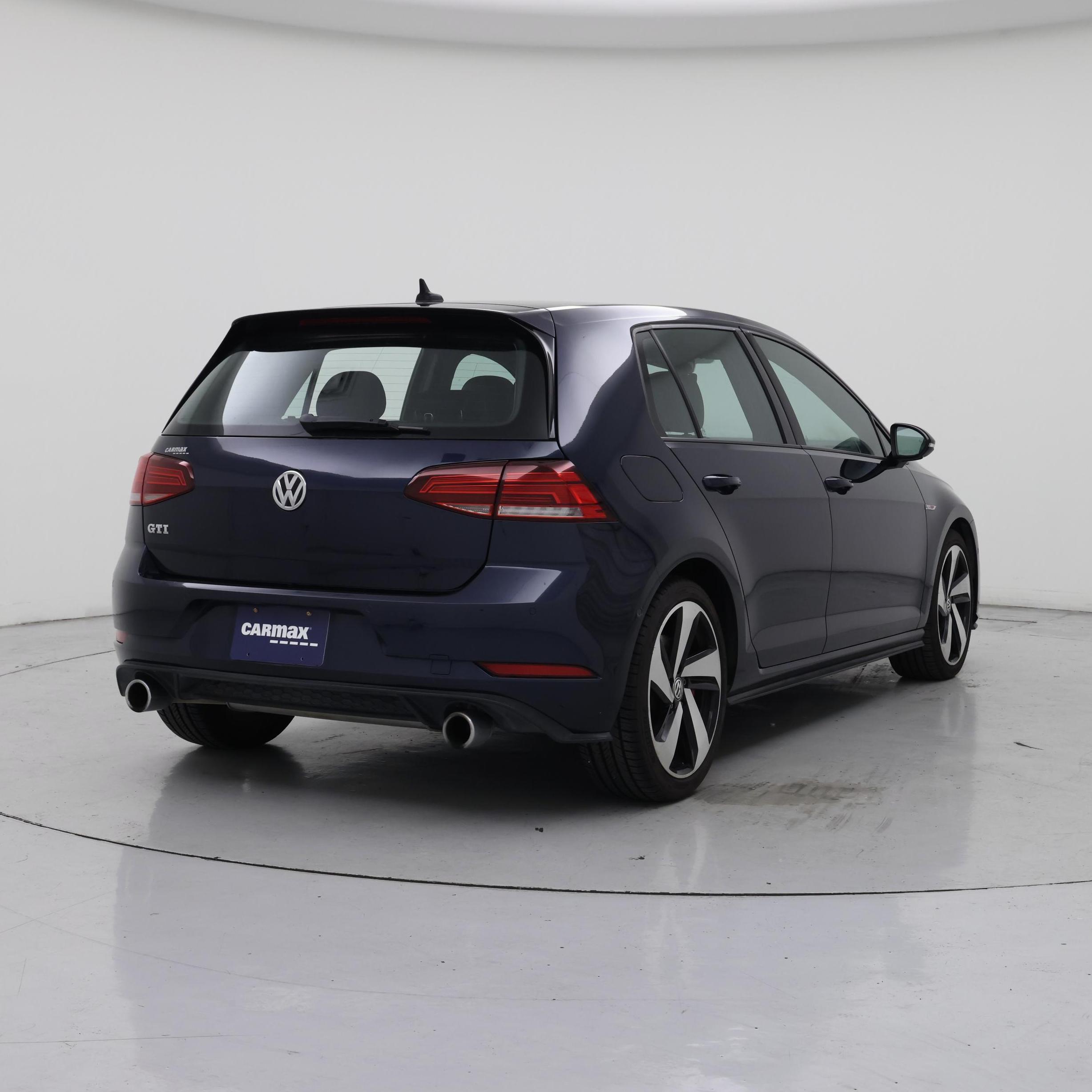 Thumbnail: 2018 Volkswagen Golf - 8
