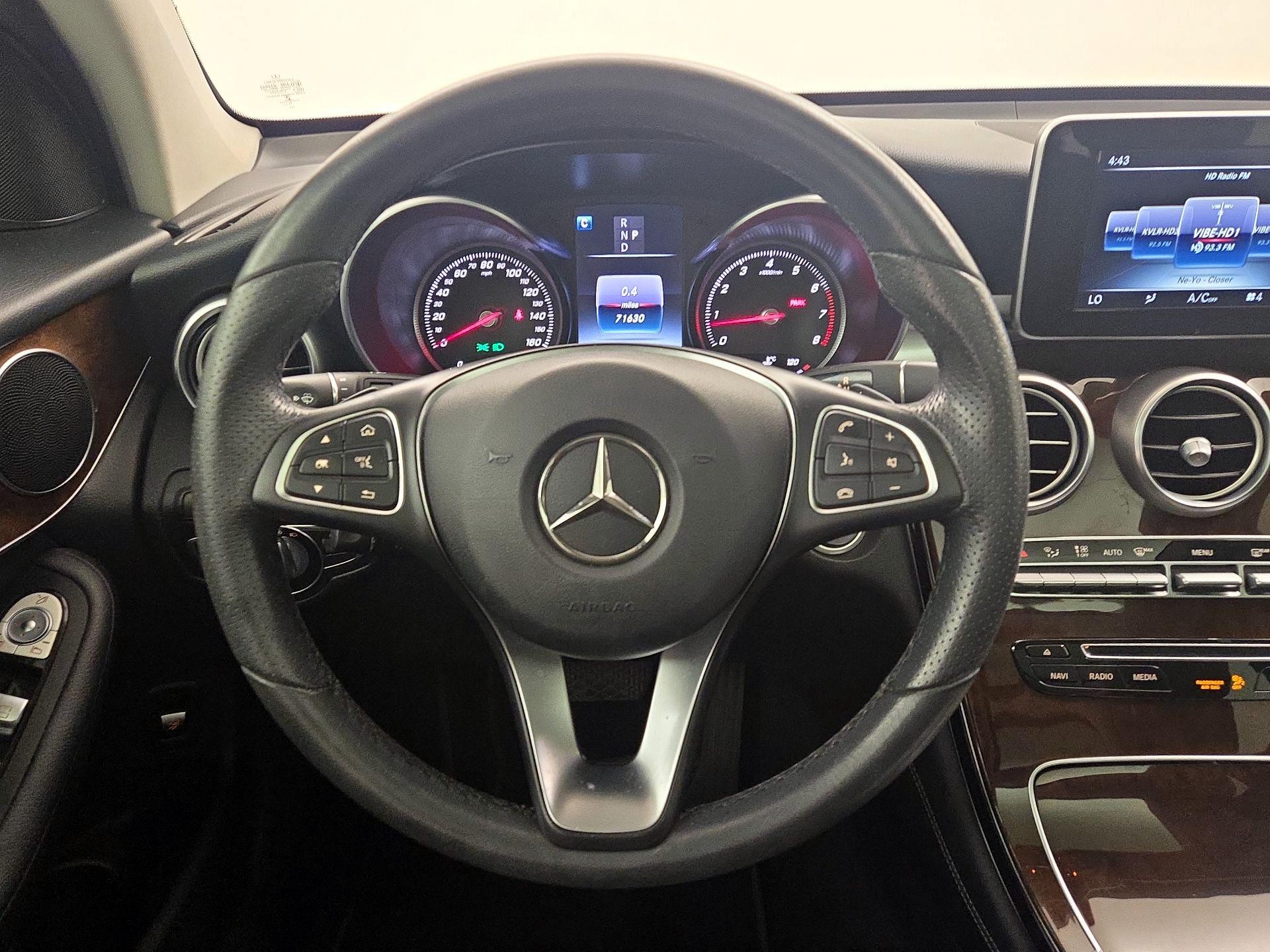 Thumbnail: 2017 Mercedes-Benz GLC - 10