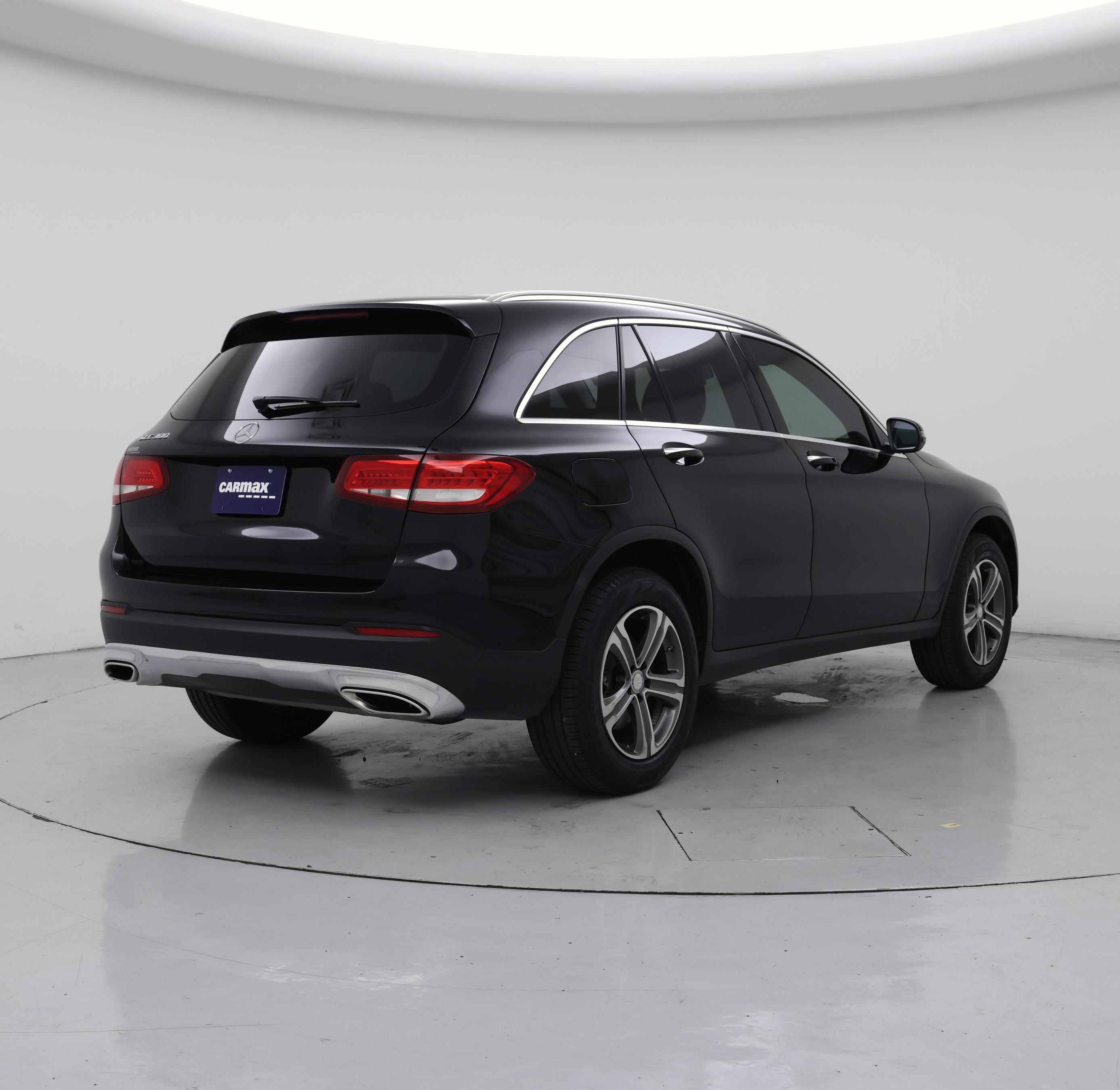 Thumbnail: 2017 Mercedes-Benz GLC - 8