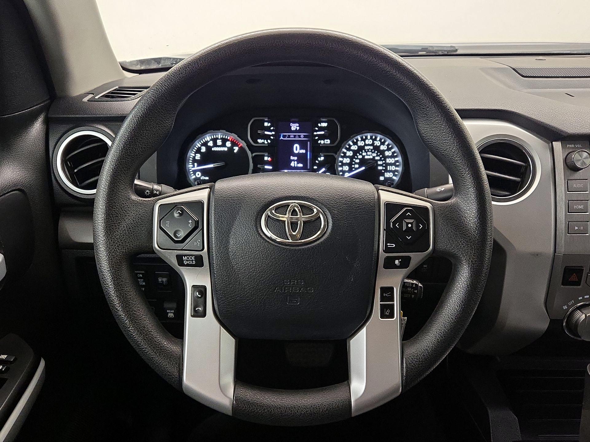 Thumbnail: 2019 Toyota Tundra - 10