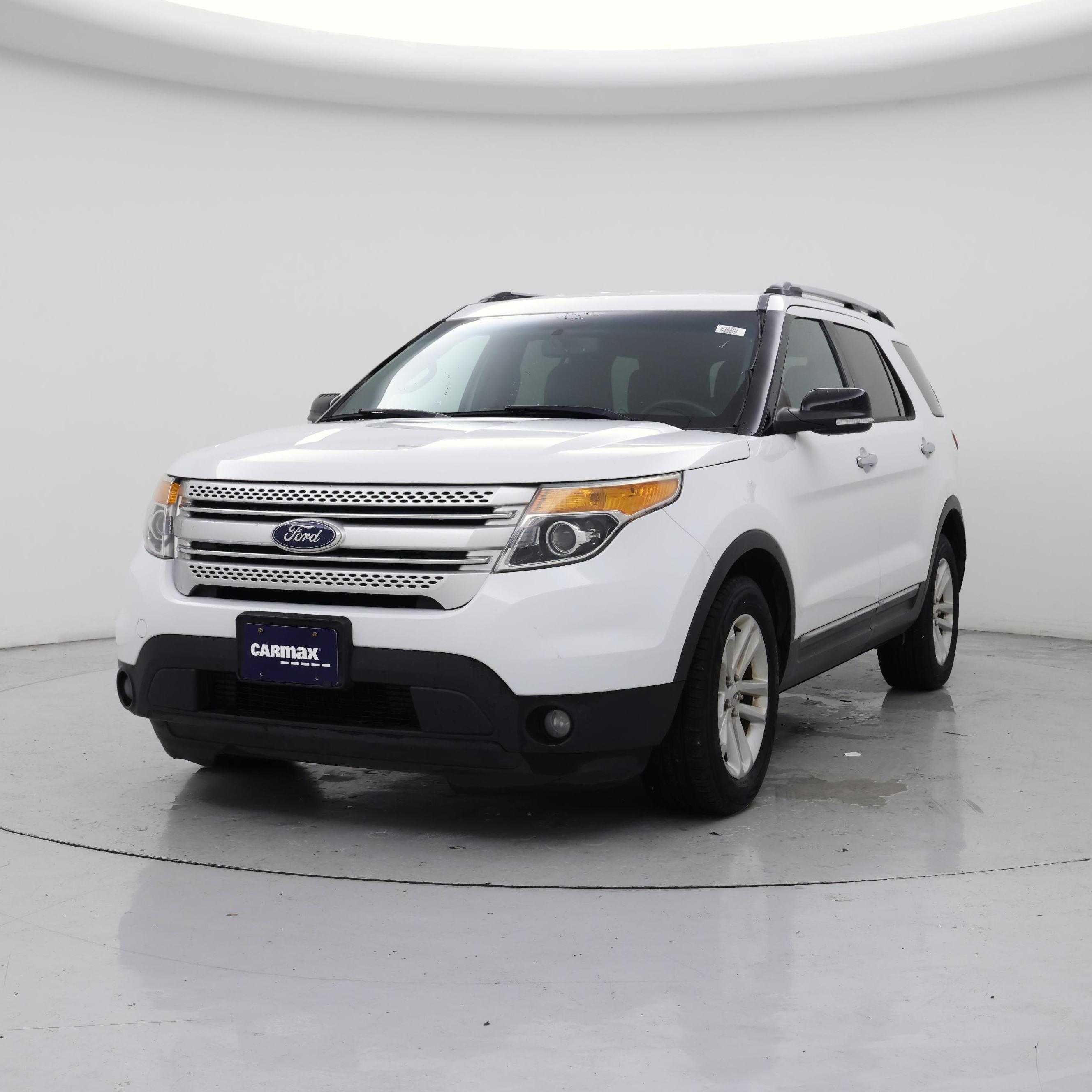 Thumbnail: 2015 Ford Explorer - 4
