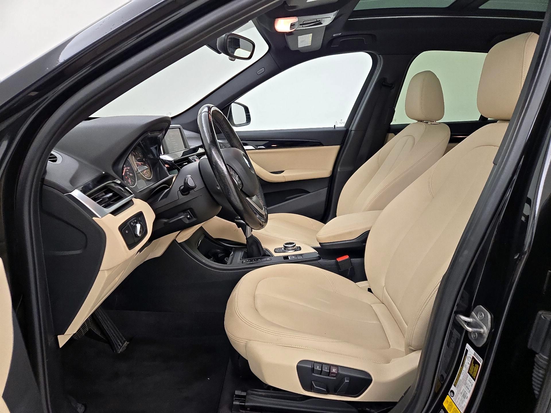 Thumbnail: 2017 BMW X1 - 11