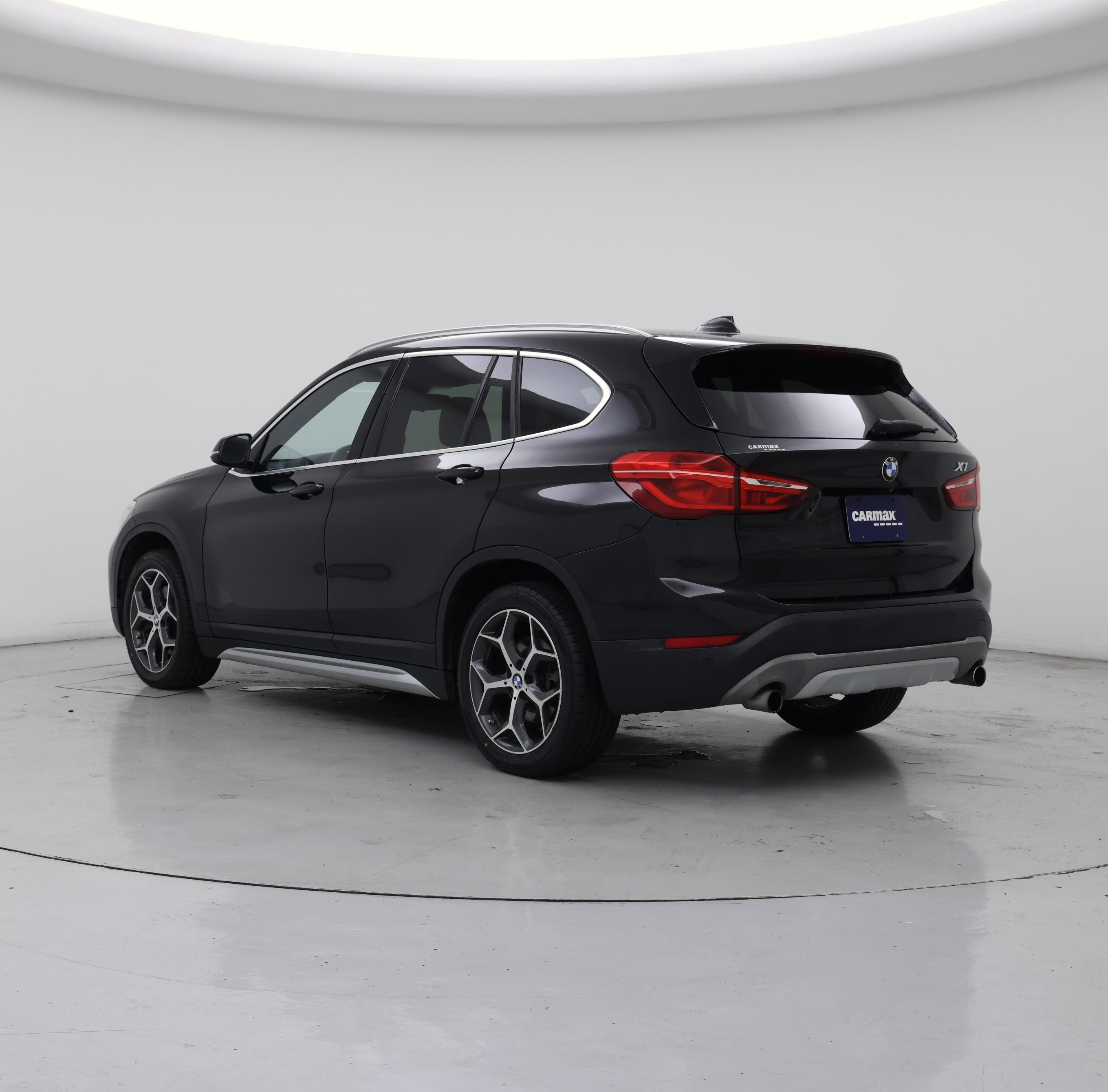 Thumbnail: 2017 BMW X1 - 2