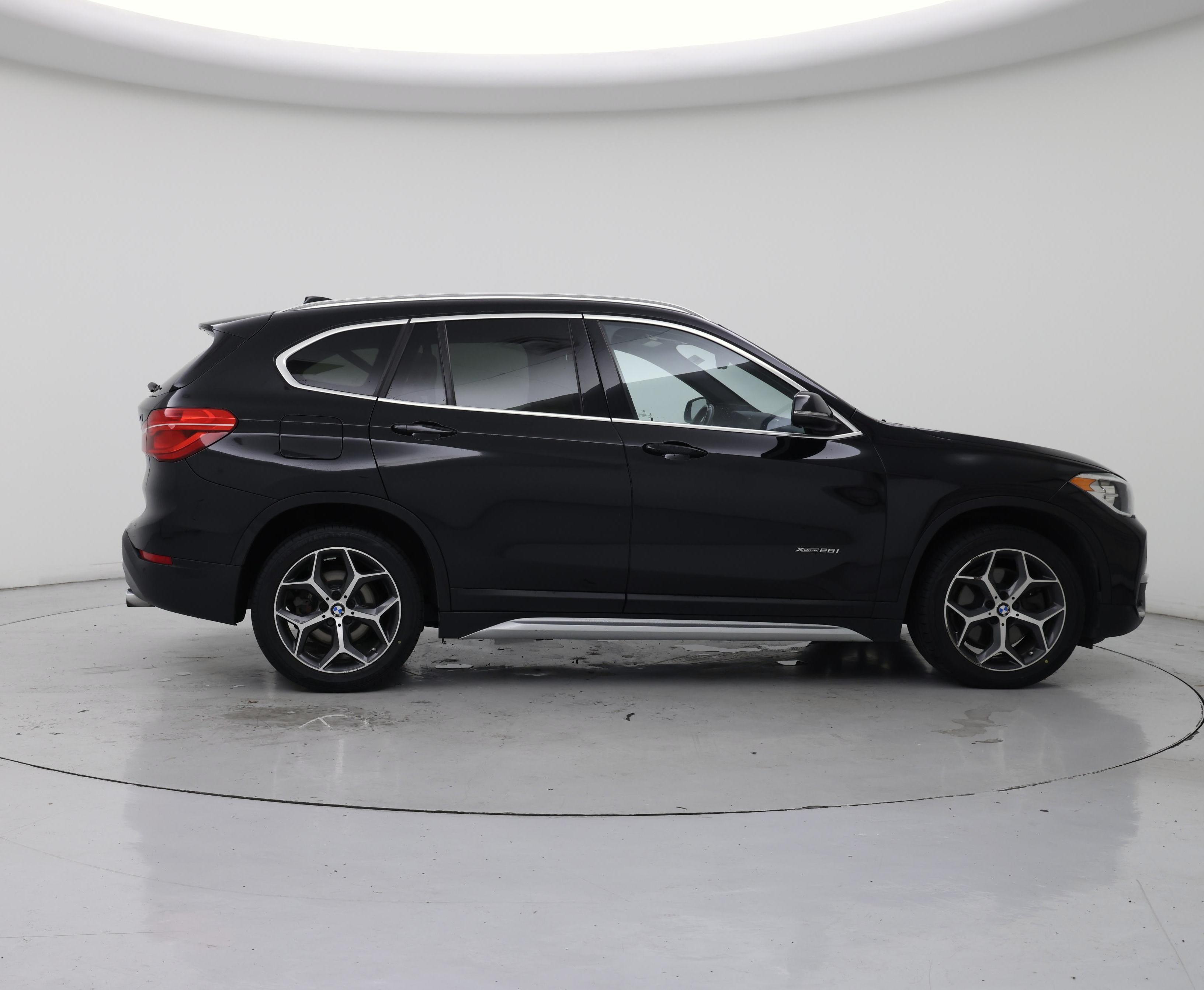 Thumbnail: 2017 BMW X1 - 7