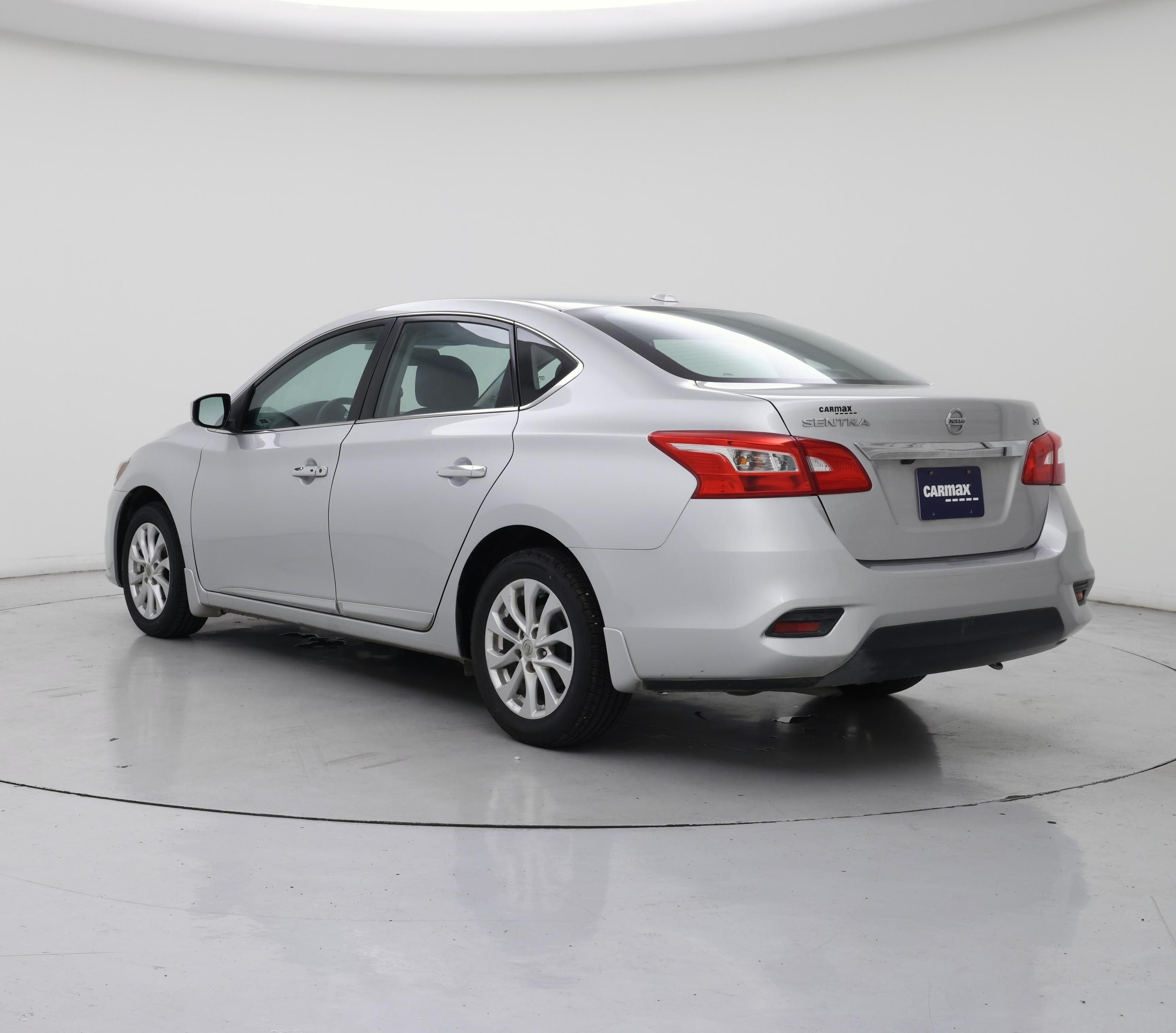 Thumbnail: 2017 Nissan Sentra - 2