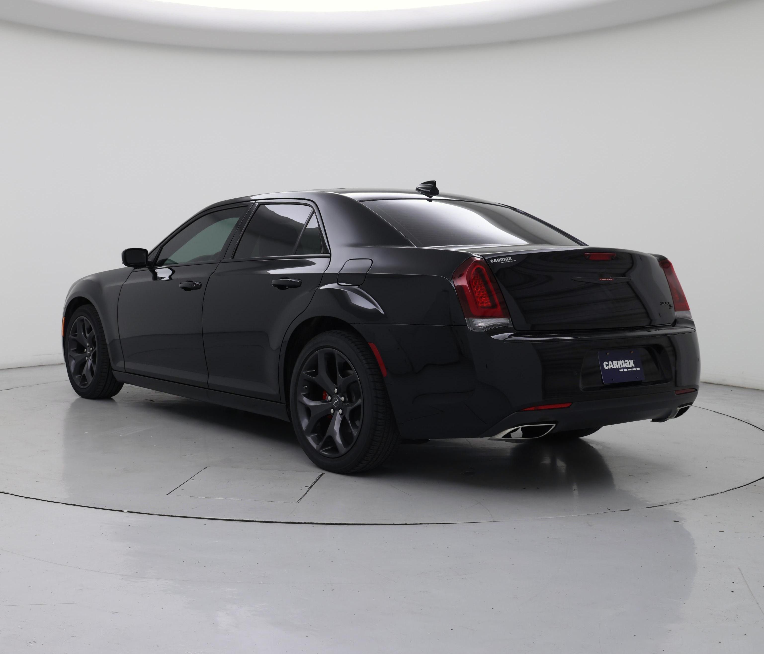 Thumbnail: 2023 Chrysler 300 - 2