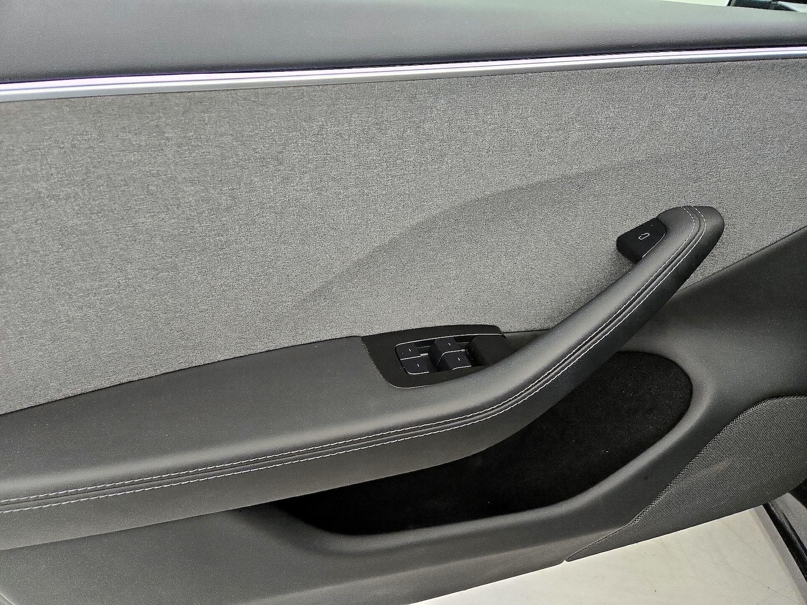 2024 Tesla Model 3 Long Range - Photo 13