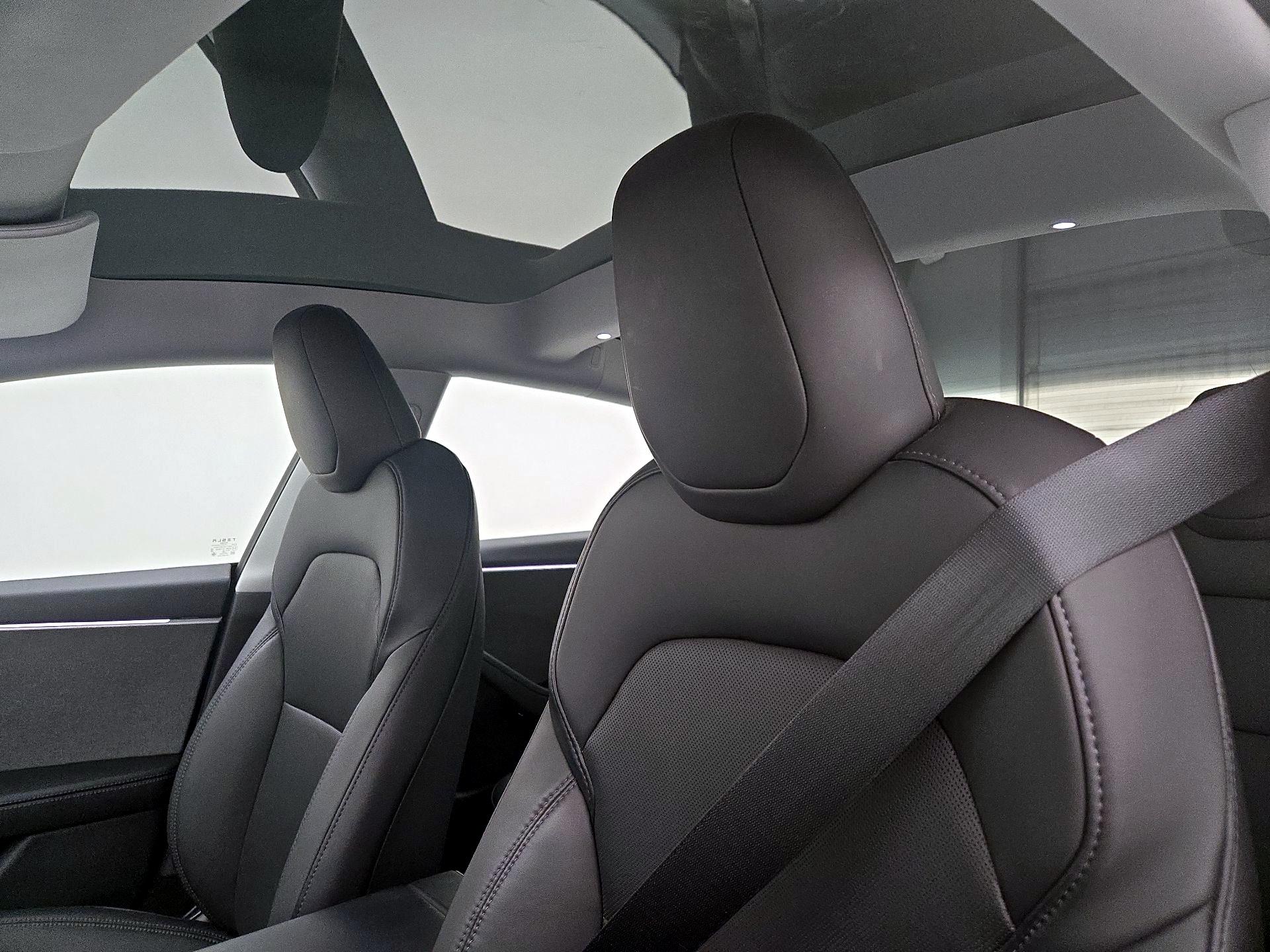 Thumbnail: 2024 Tesla Model 3 - 20