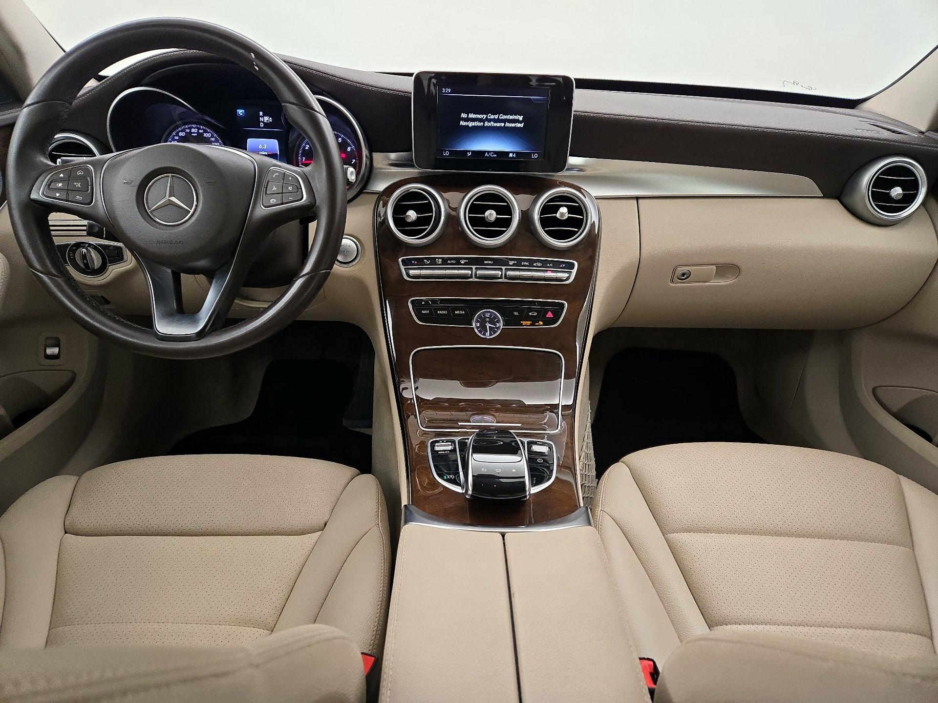Thumbnail: 2015 Mercedes-Benz C-Class - 9