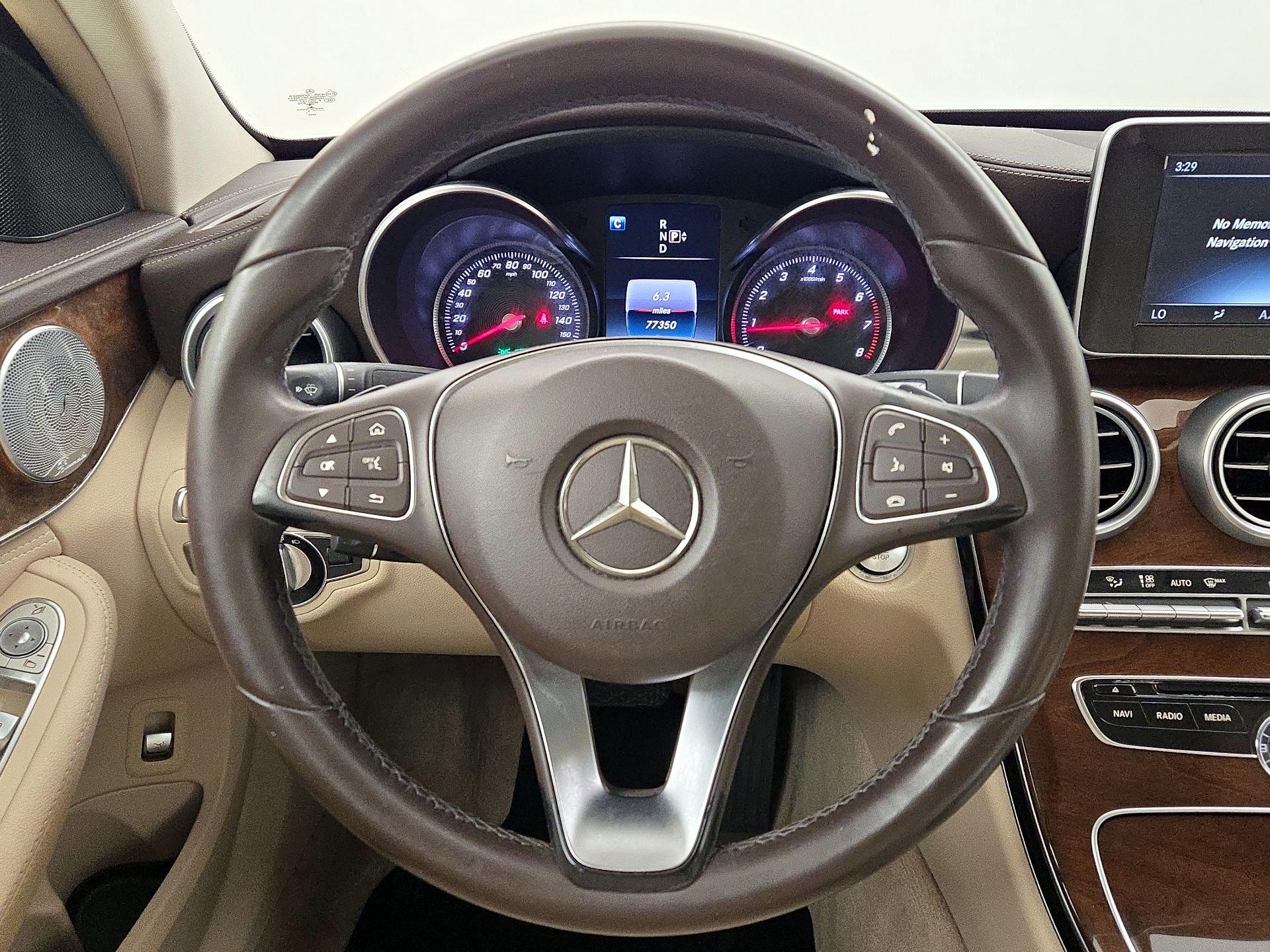 Thumbnail: 2015 Mercedes-Benz C-Class - 10