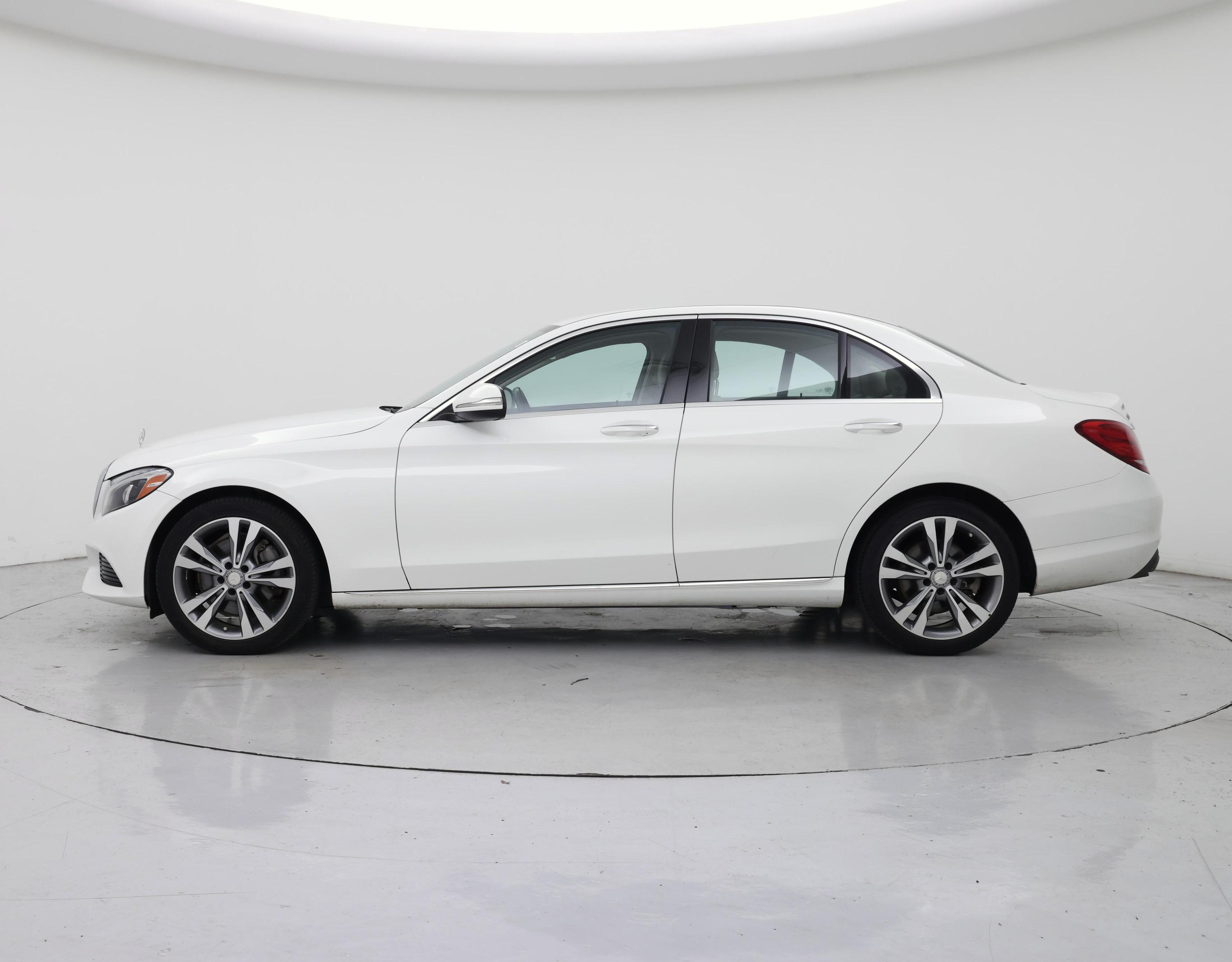Thumbnail: 2015 Mercedes-Benz C-Class - 3