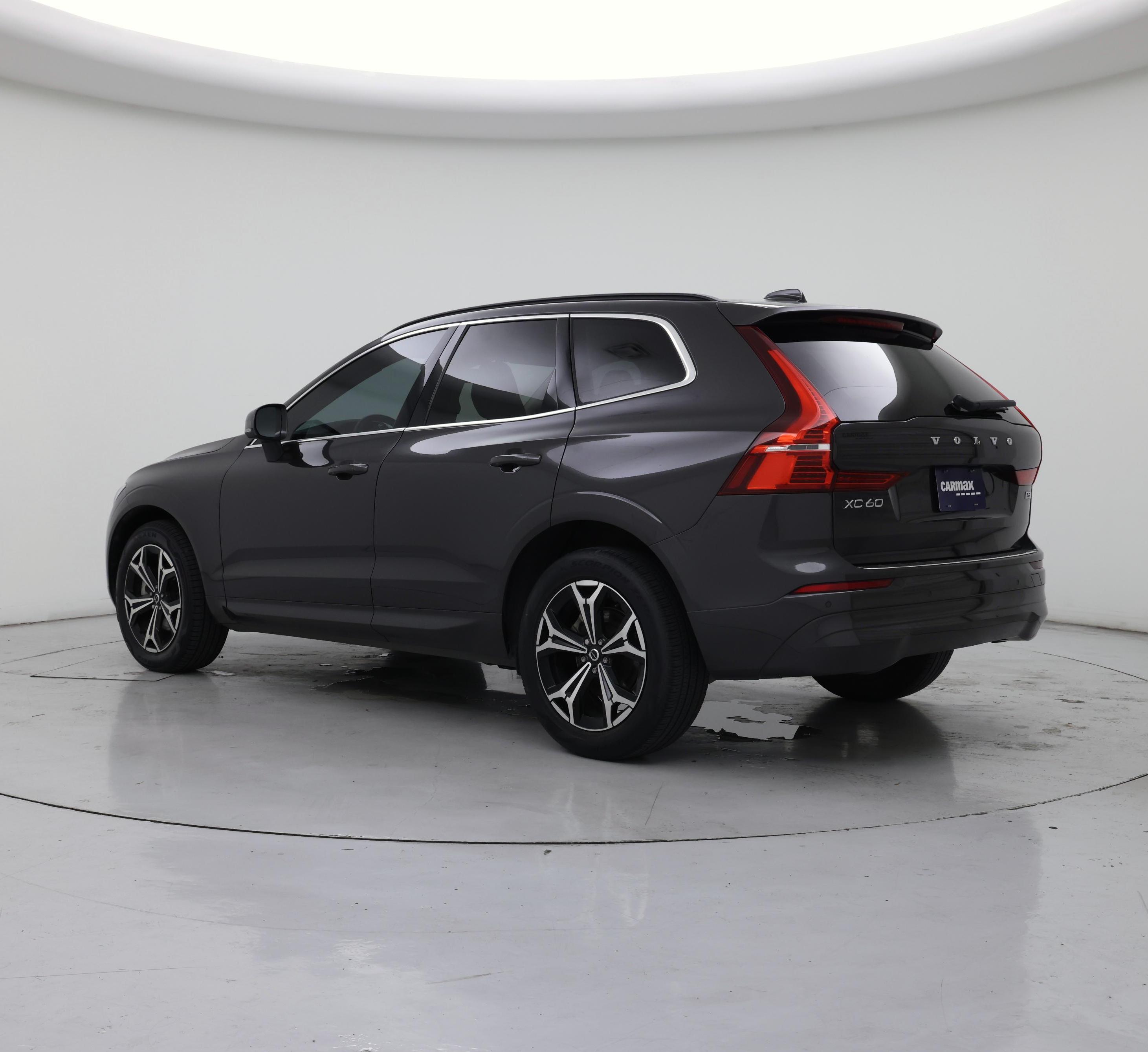 Thumbnail: 2022 Volvo XC60 - 2
