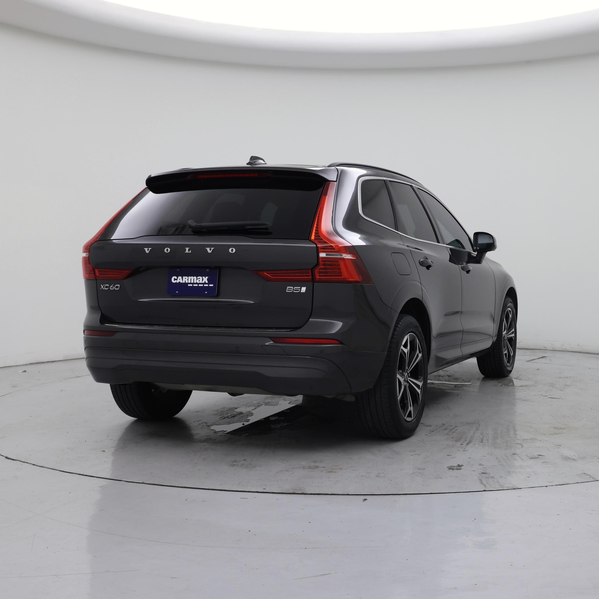 Thumbnail: 2022 Volvo XC60 - 8