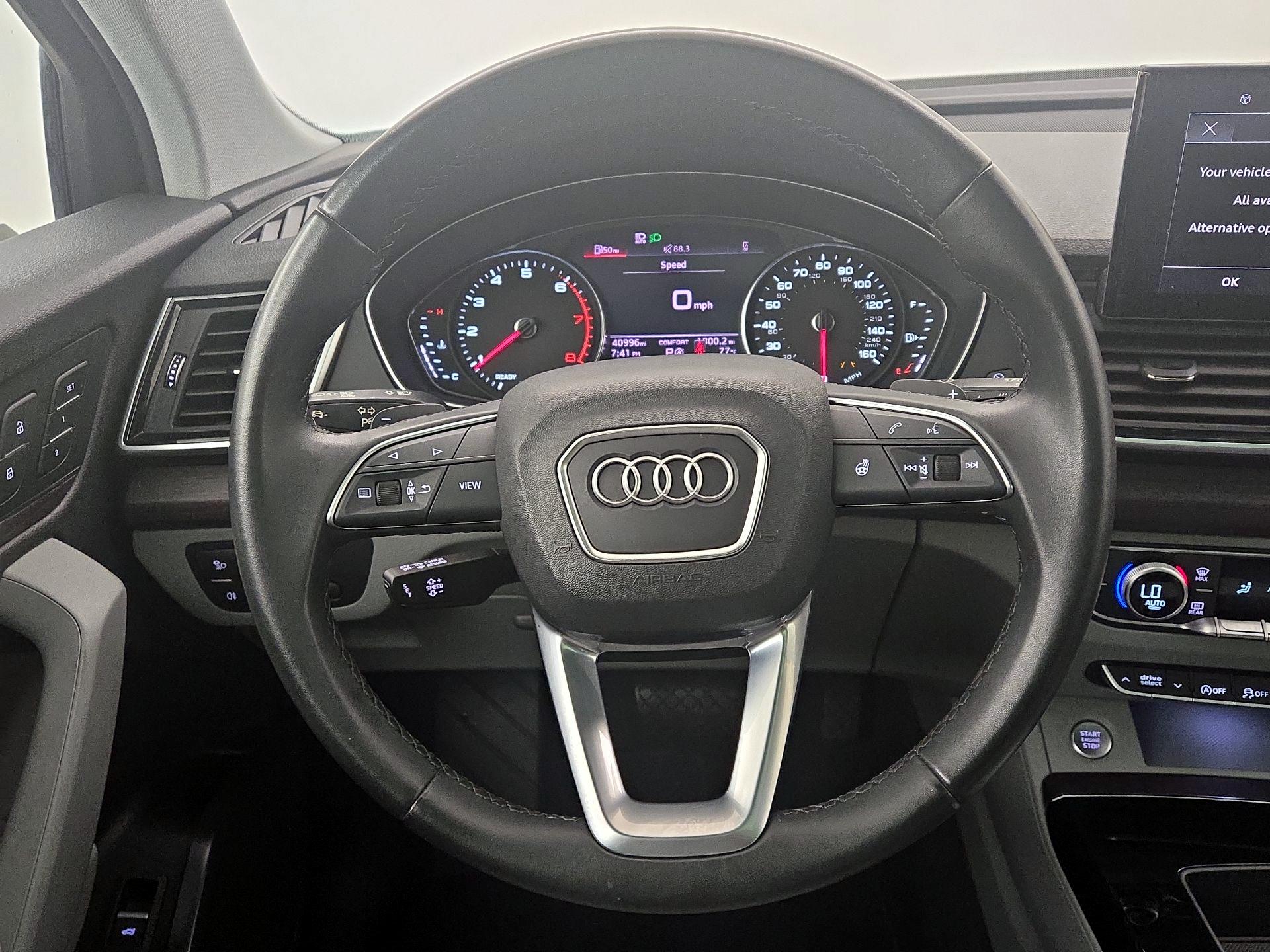 Thumbnail: 2022 Audi Q5 - 10
