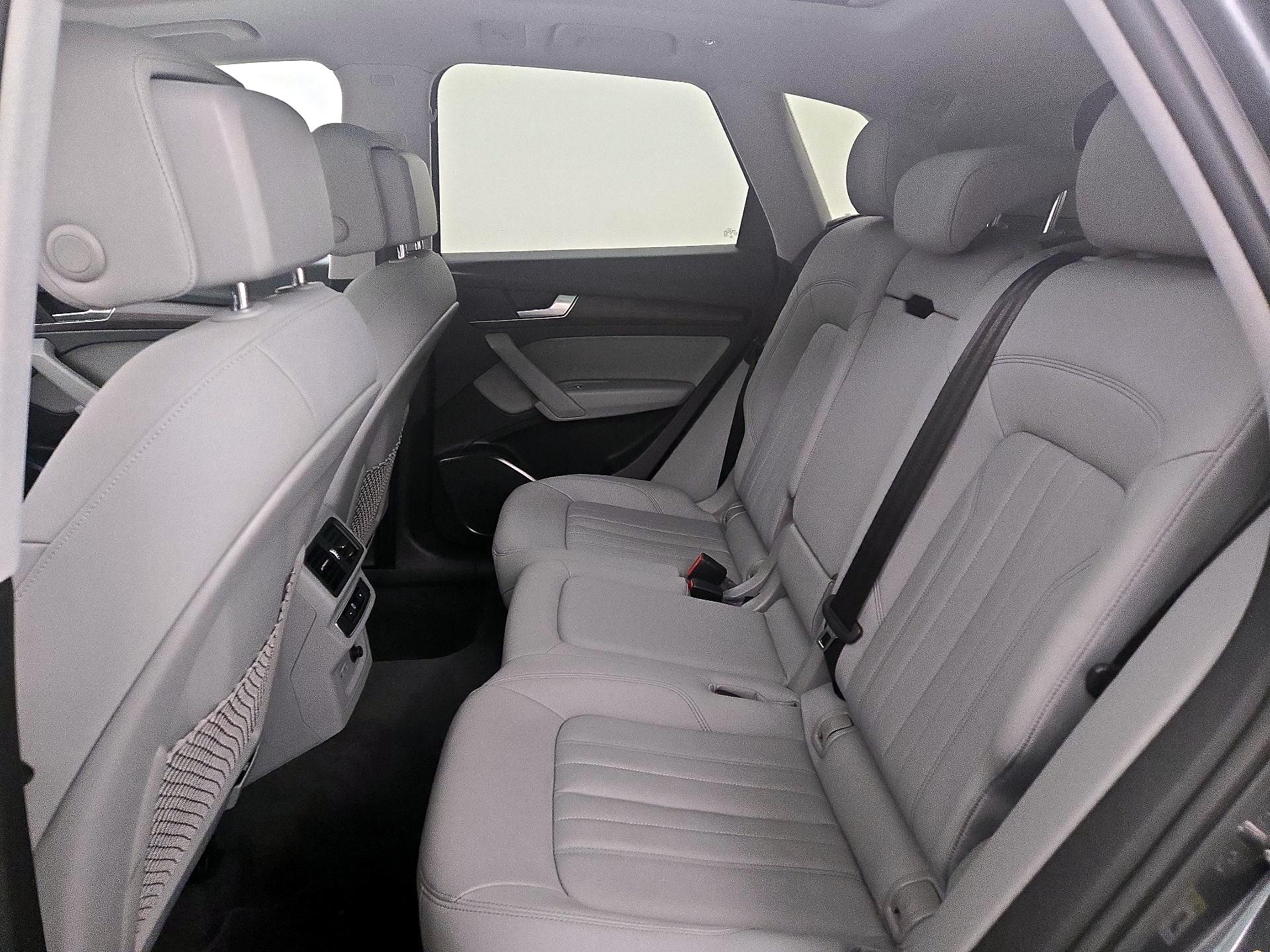 Thumbnail: 2022 Audi Q5 - 20