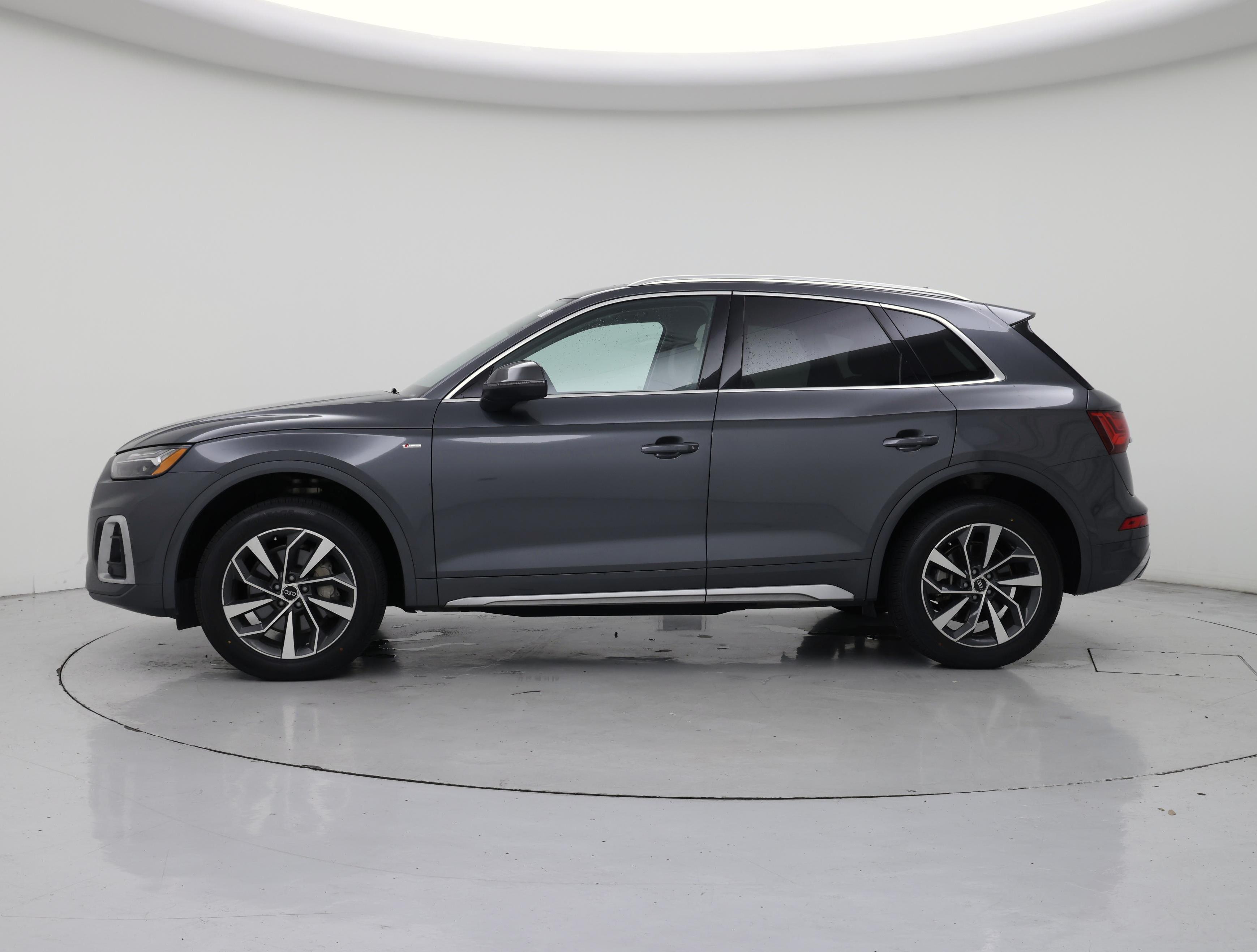 Thumbnail: 2022 Audi Q5 - 3