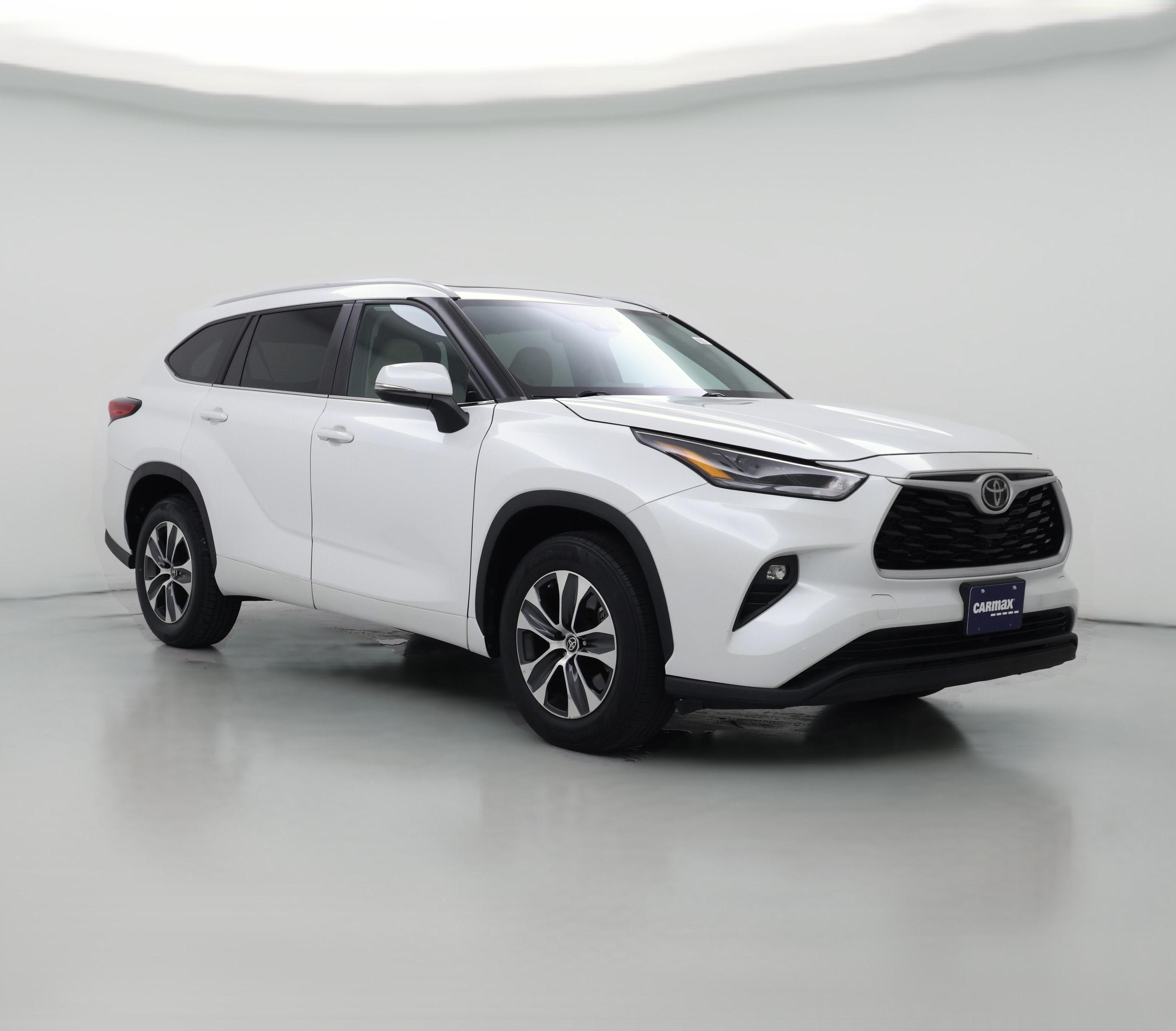 Thumbnail: 2023 Toyota Highlander - 1
