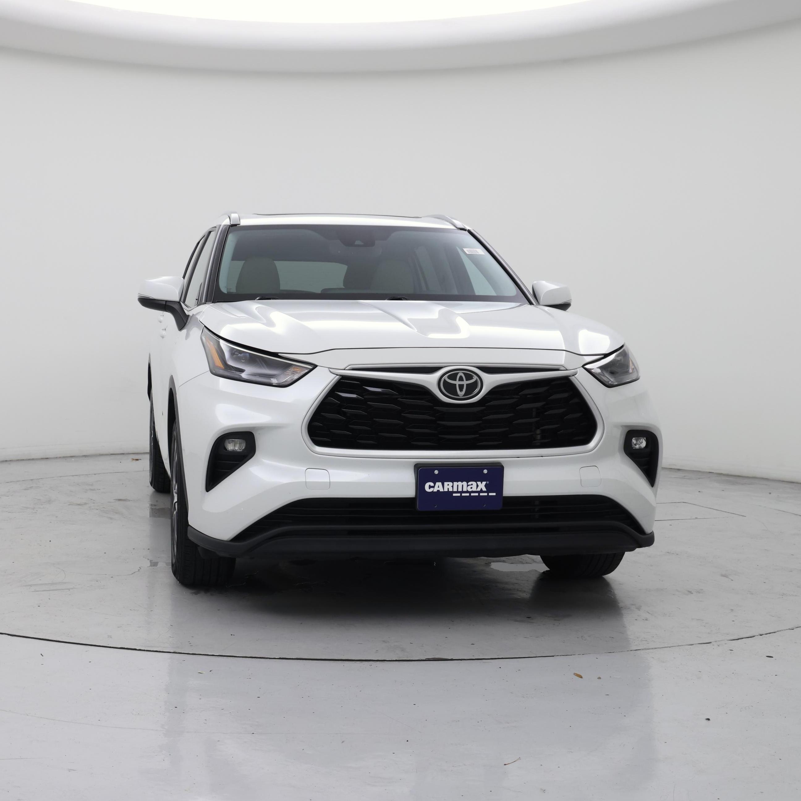 Thumbnail: 2023 Toyota Highlander - 5