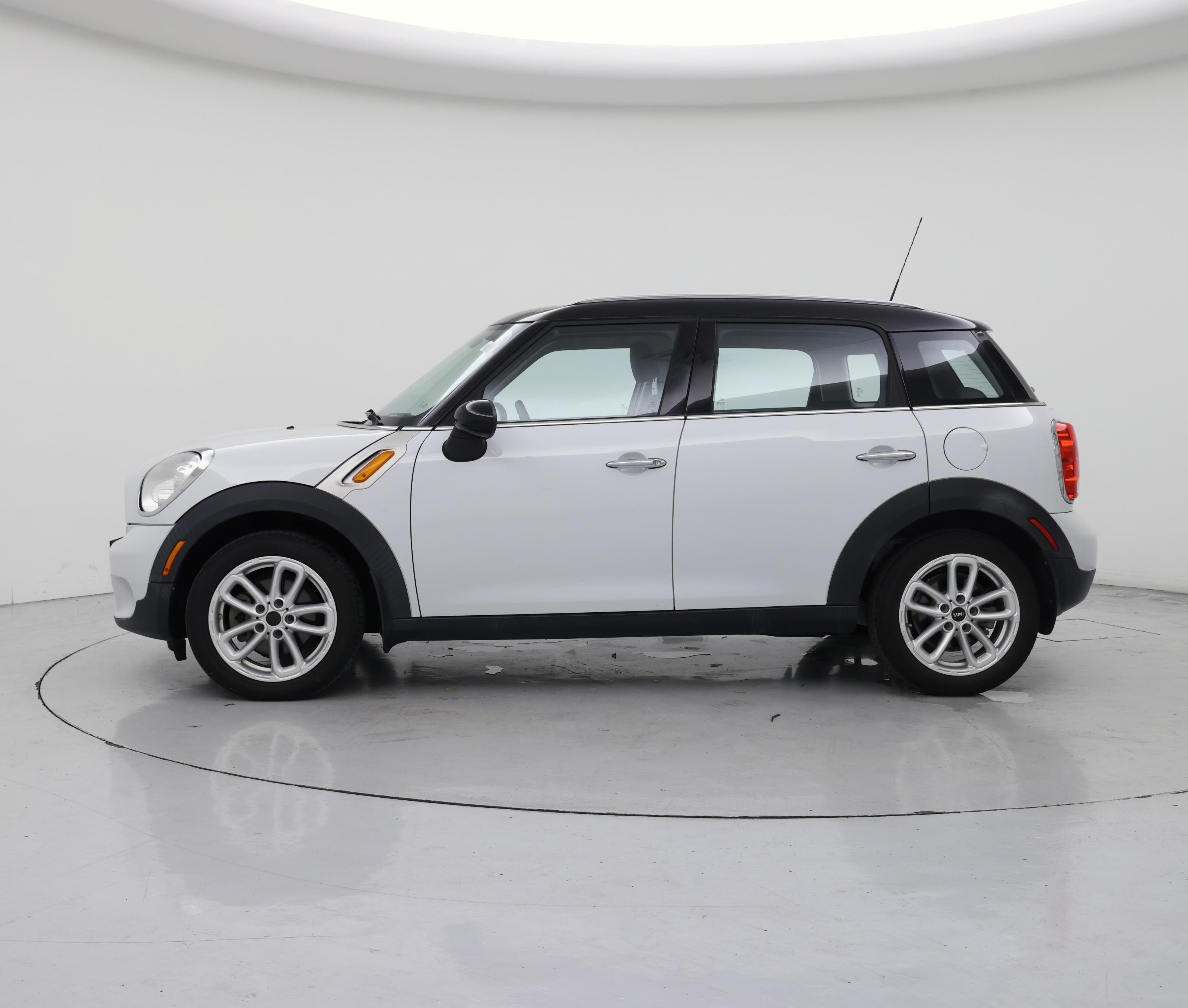 Thumbnail: 2015 MINI Cooper Countryman - 3