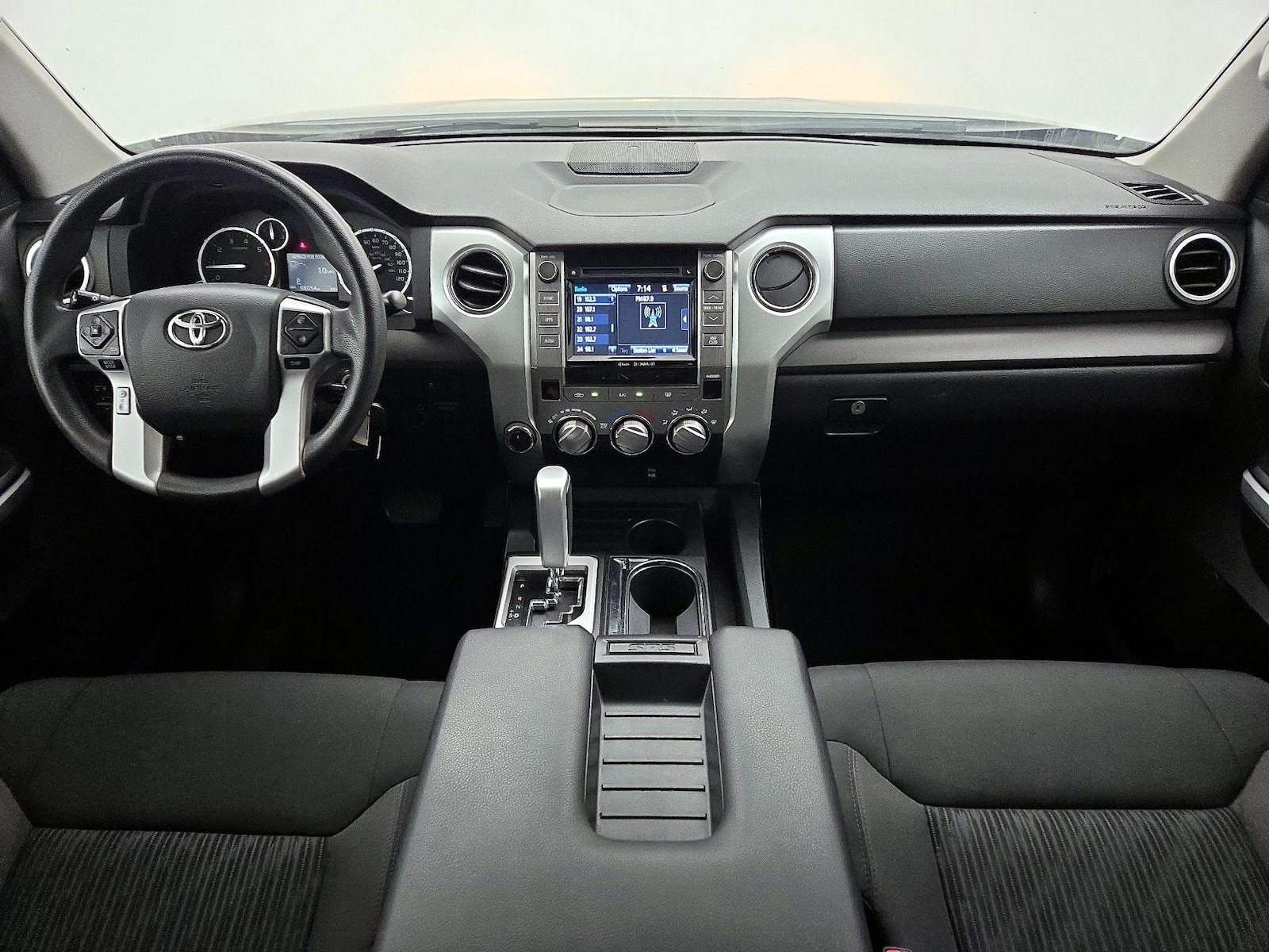 2016 Toyota Tundra SR5 - Photo 10