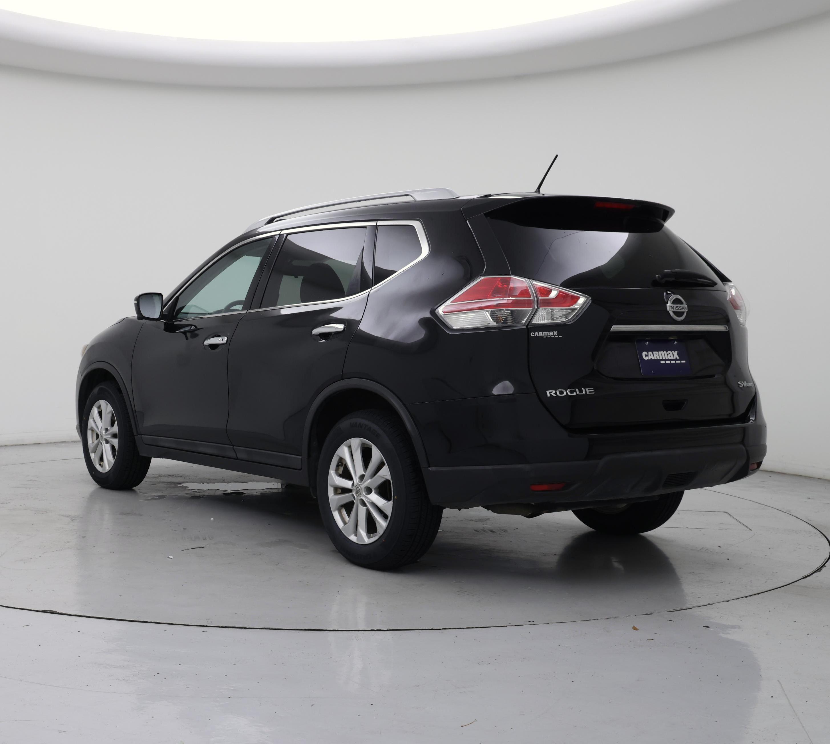 Thumbnail: 2015 Nissan Rogue - 2