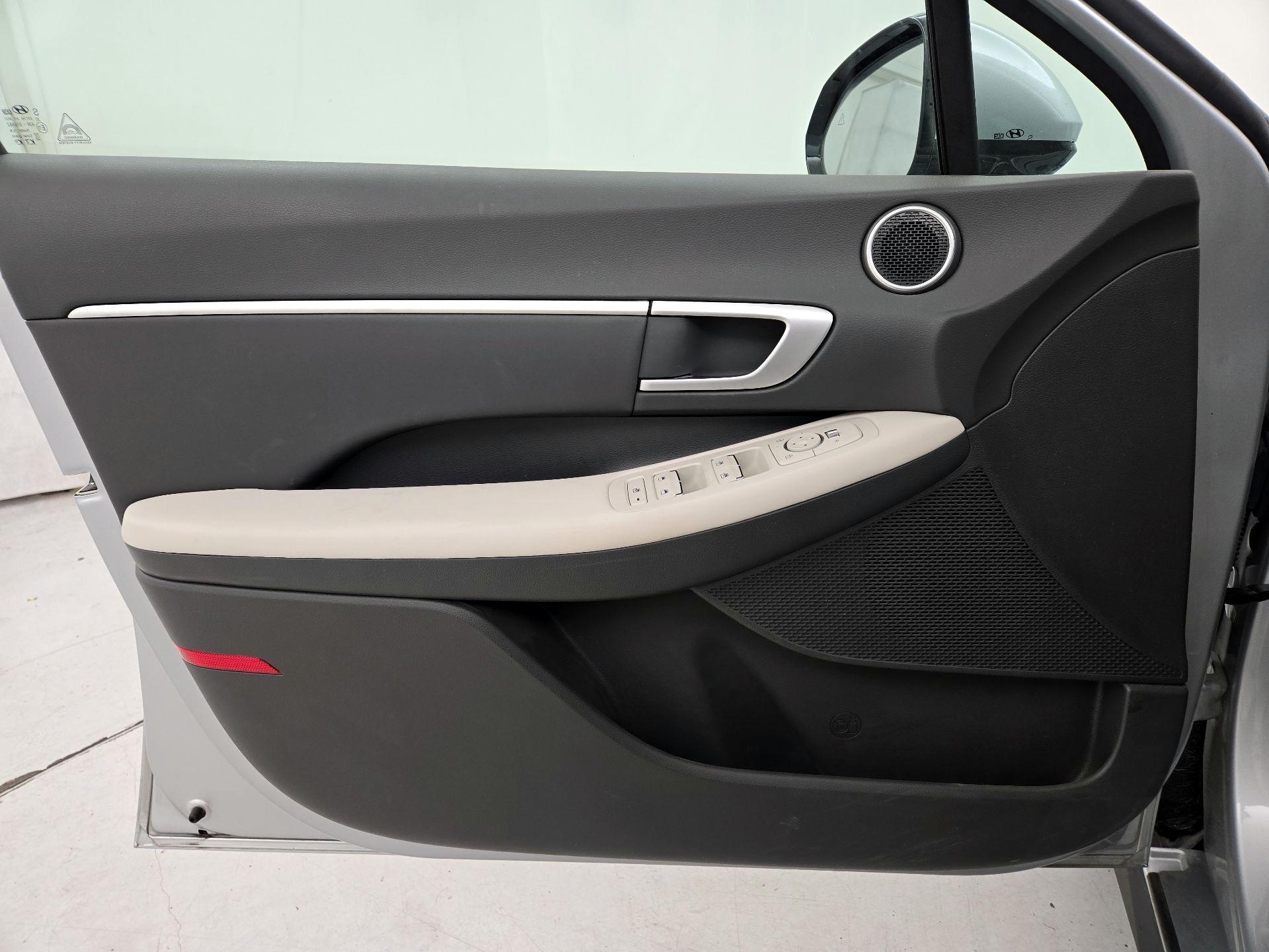 Thumbnail: 2026 Hyundai Sonata - 12