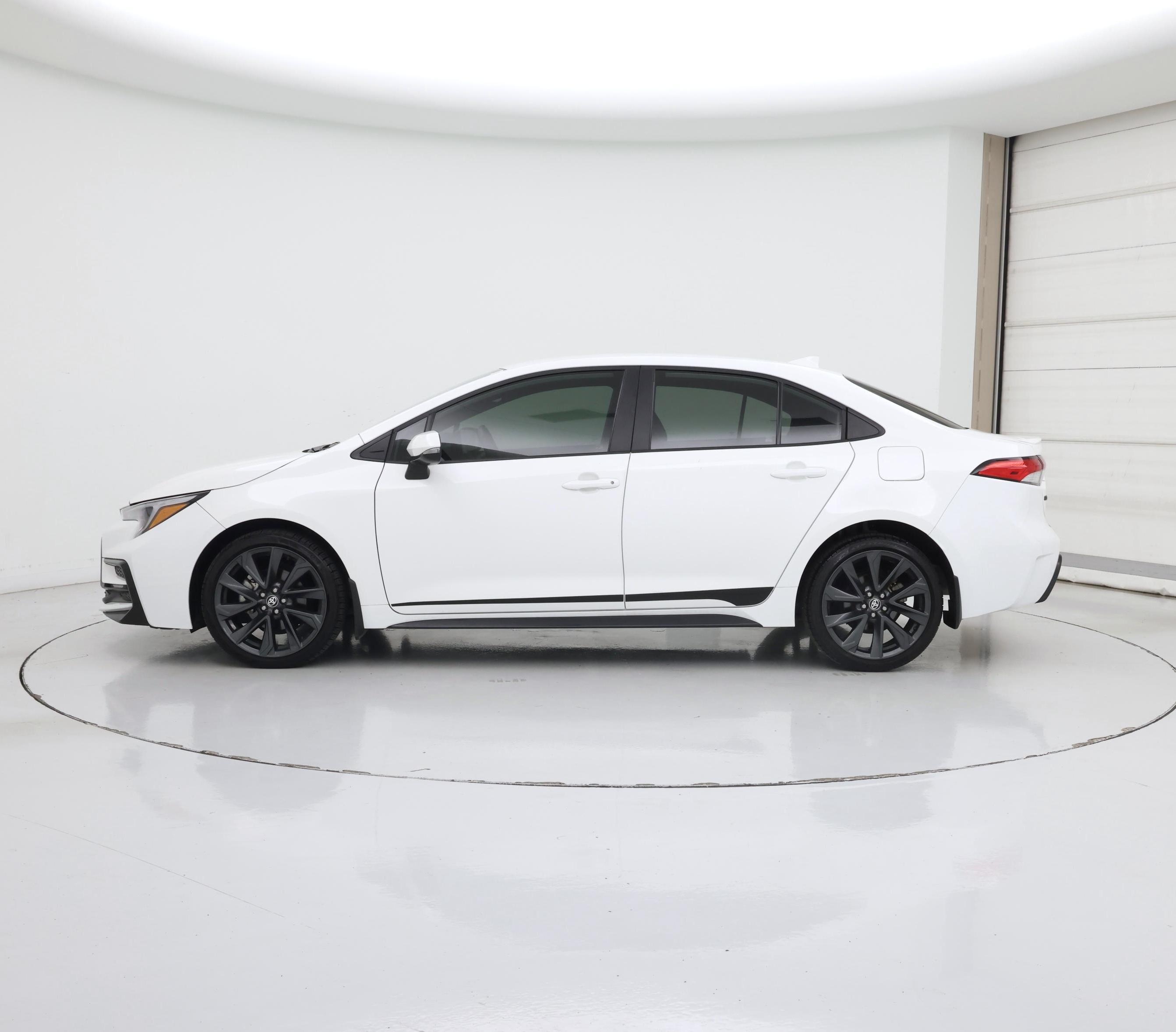 Thumbnail: 2024 Toyota Corolla - 3