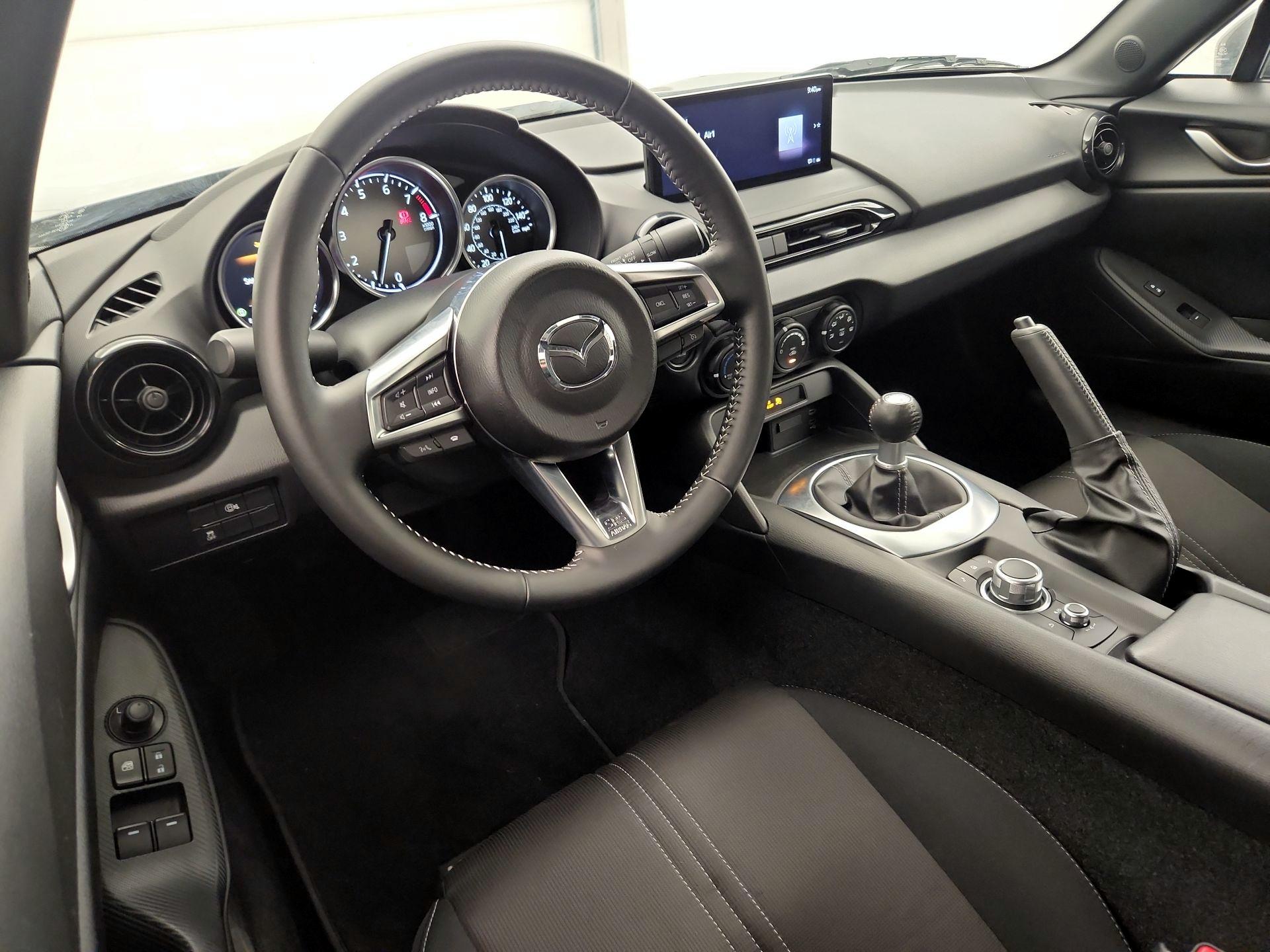Thumbnail: 2025 Mazda MX-5 Miata - 9