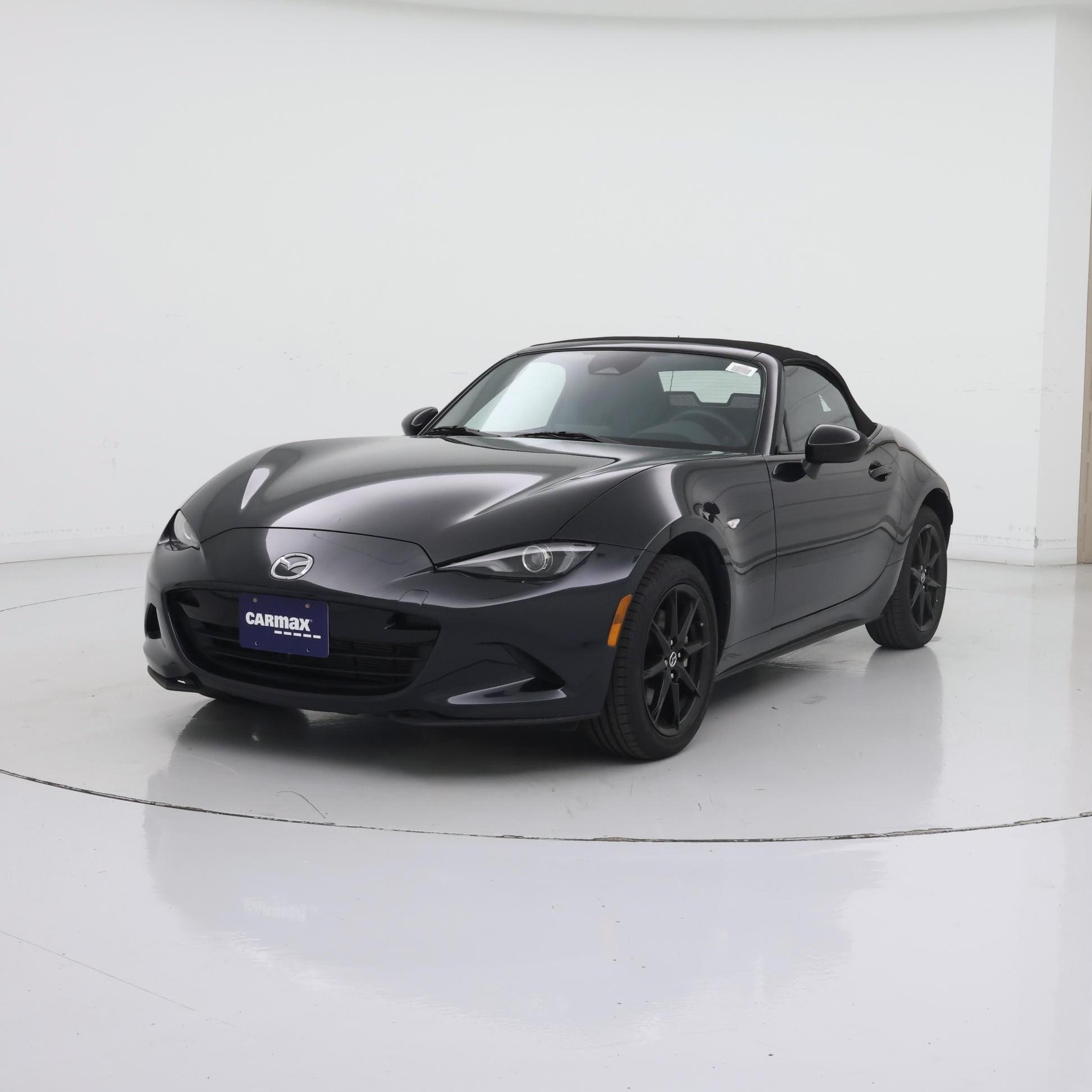Thumbnail: 2025 Mazda MX-5 Miata - 4