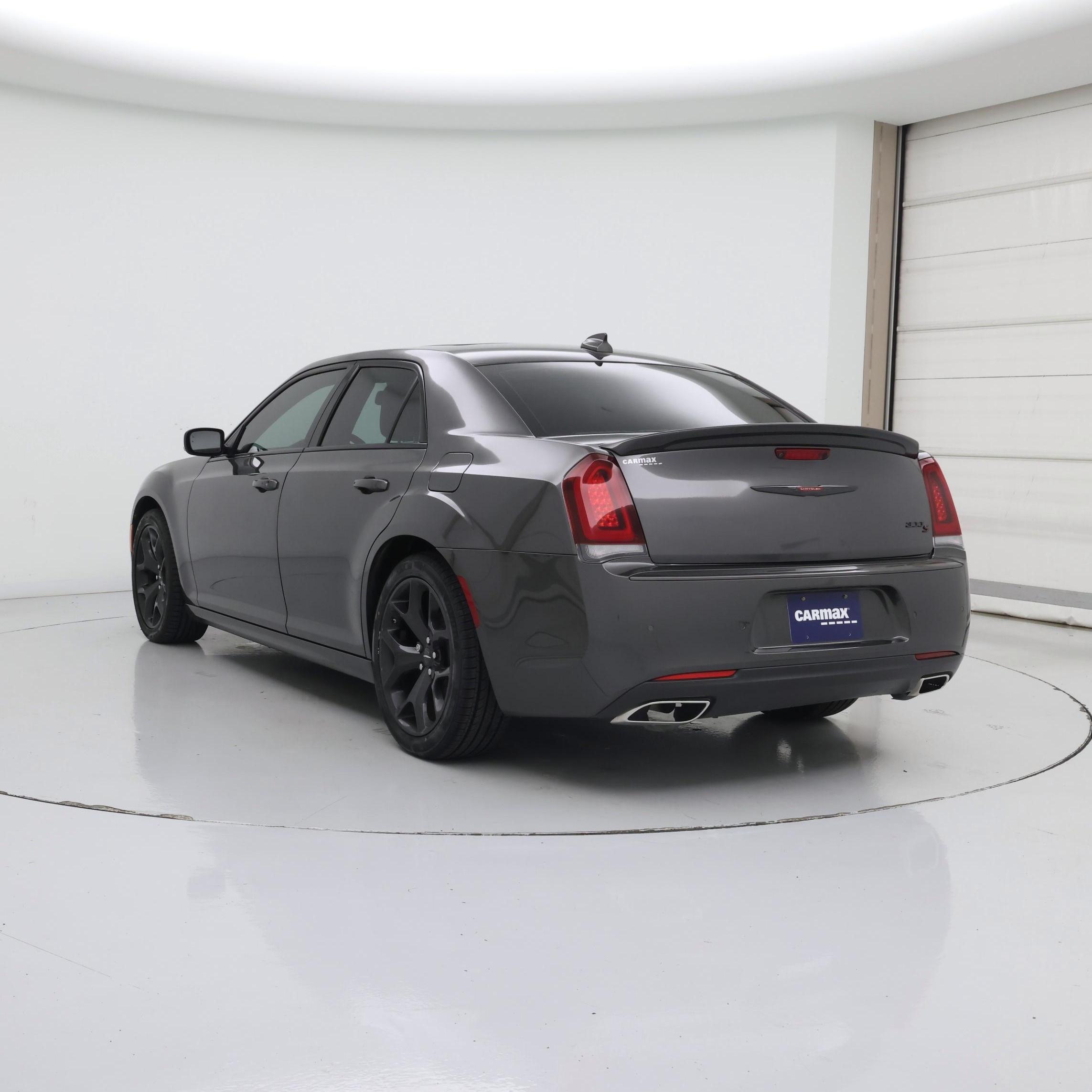 Thumbnail: 2022 Chrysler 300 - 2